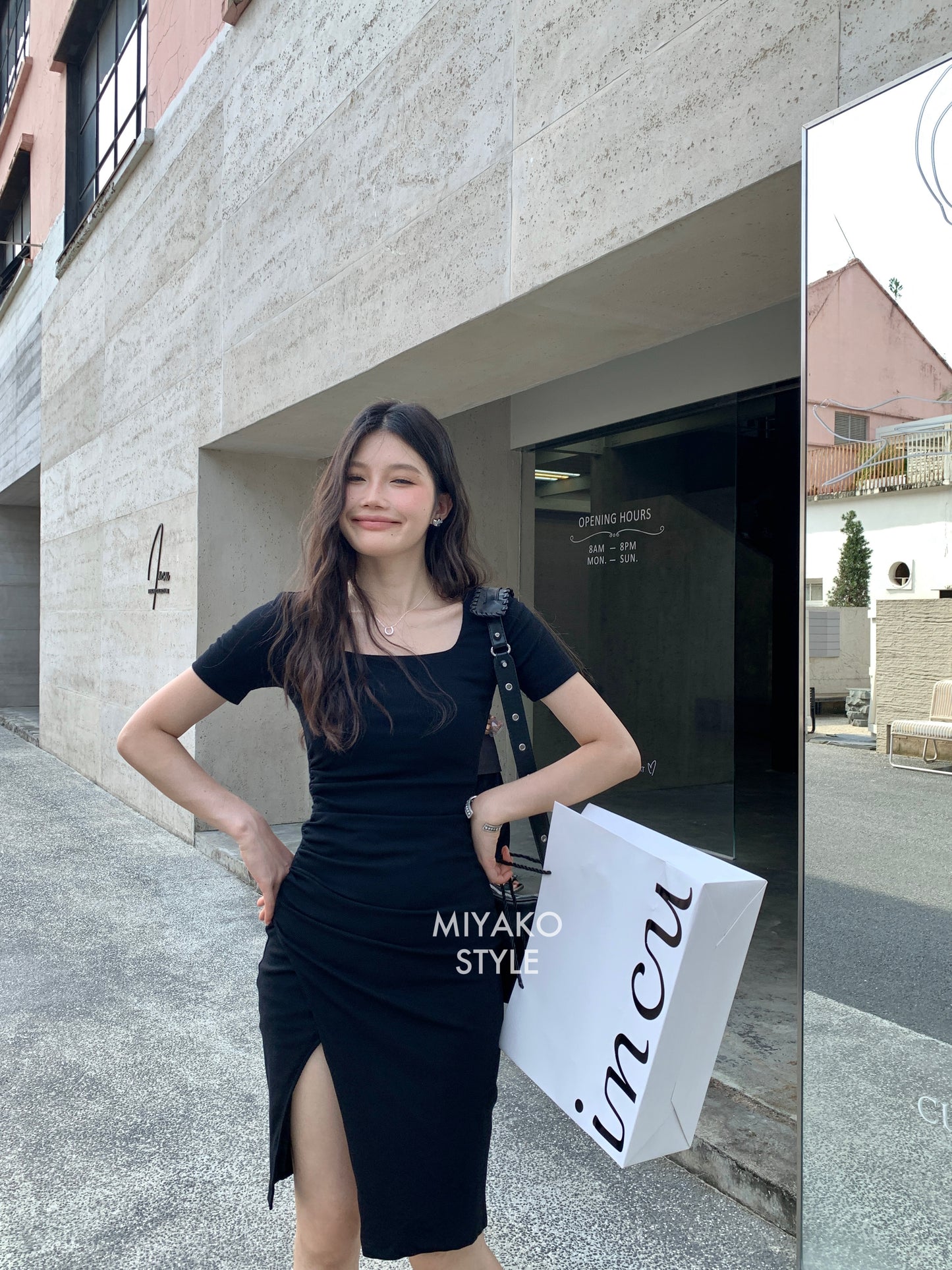 Valentina Short Sleeve Split Dress in Black
