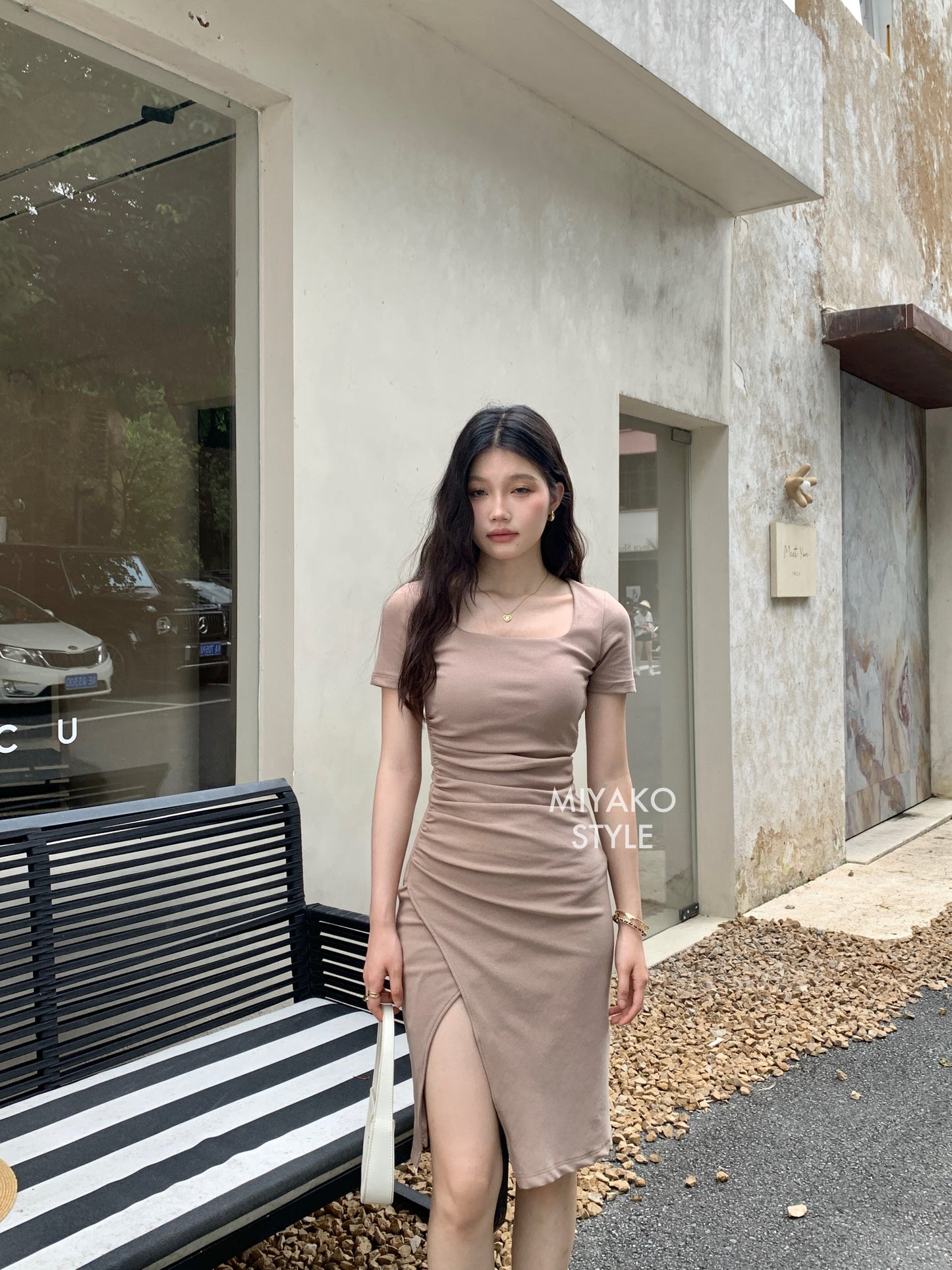 Valentina Short Sleeve Split Dress in Brown