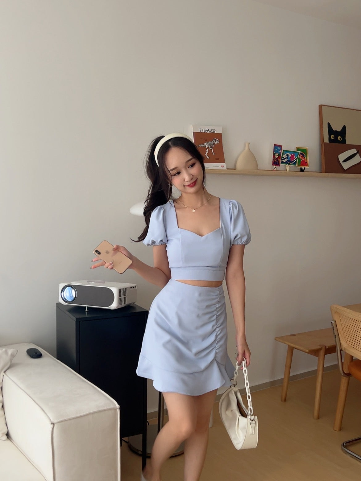 Audrey bubble sleeve crop top in Blue