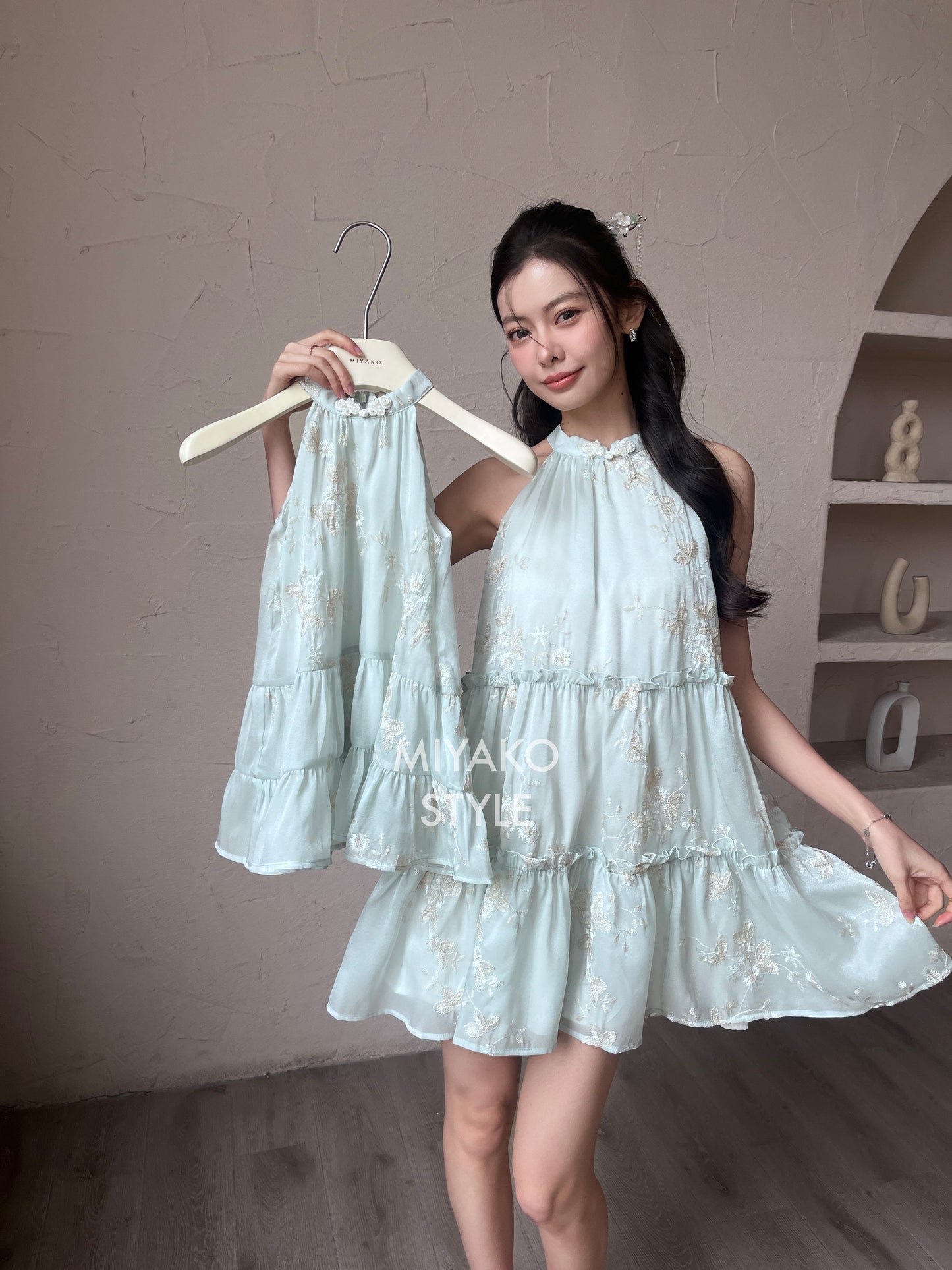 【花晨夕月】Hua Halter Mini dress in mint 短款薄荷绿连衣裙