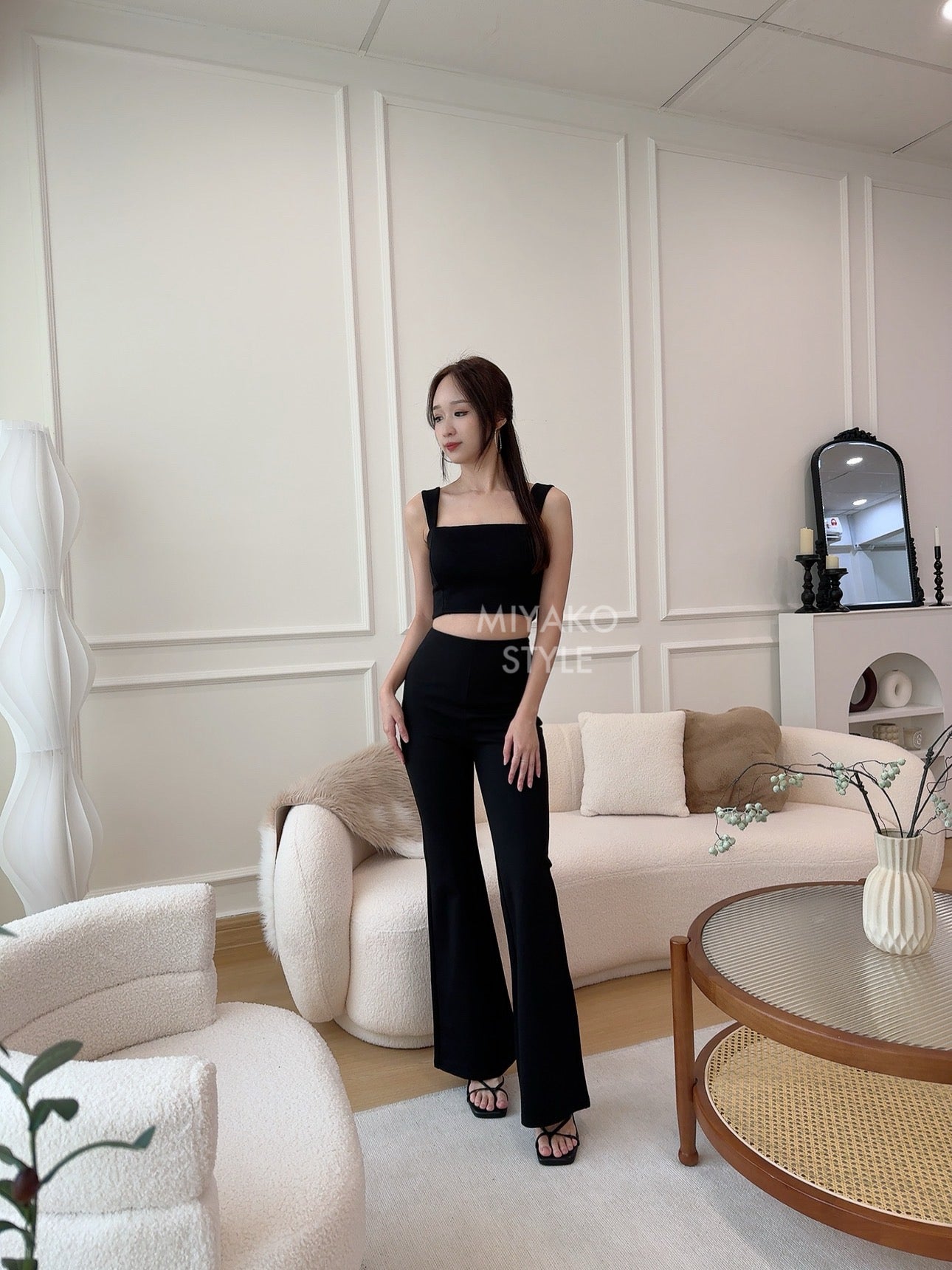 The New Premium Bra Crop Top in Black
