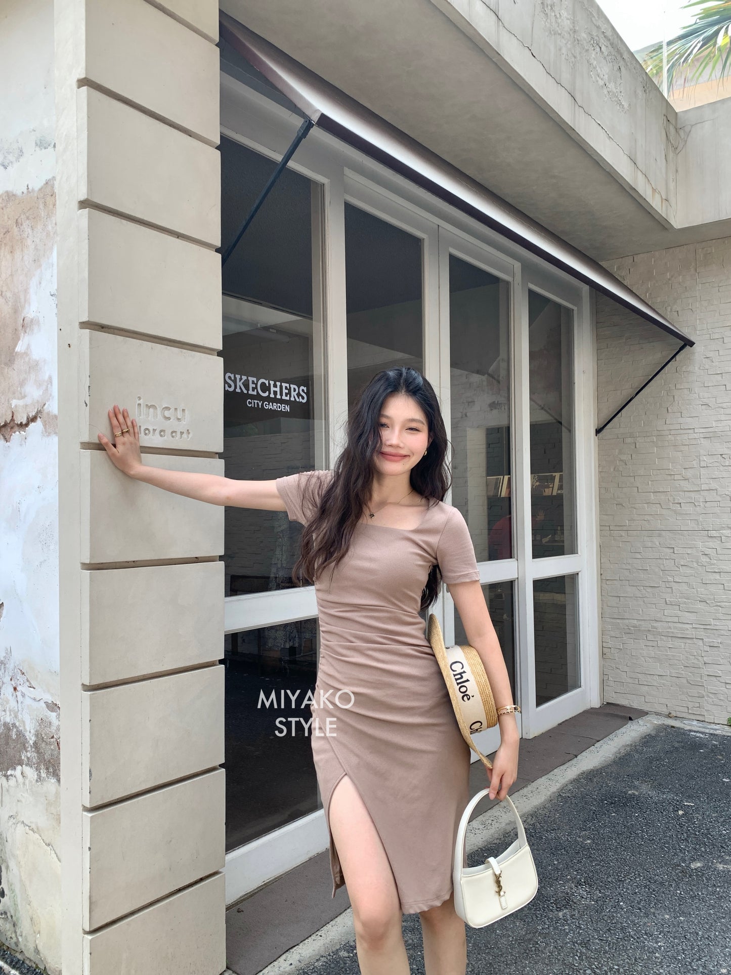 Valentina Short Sleeve Split Dress in Brown