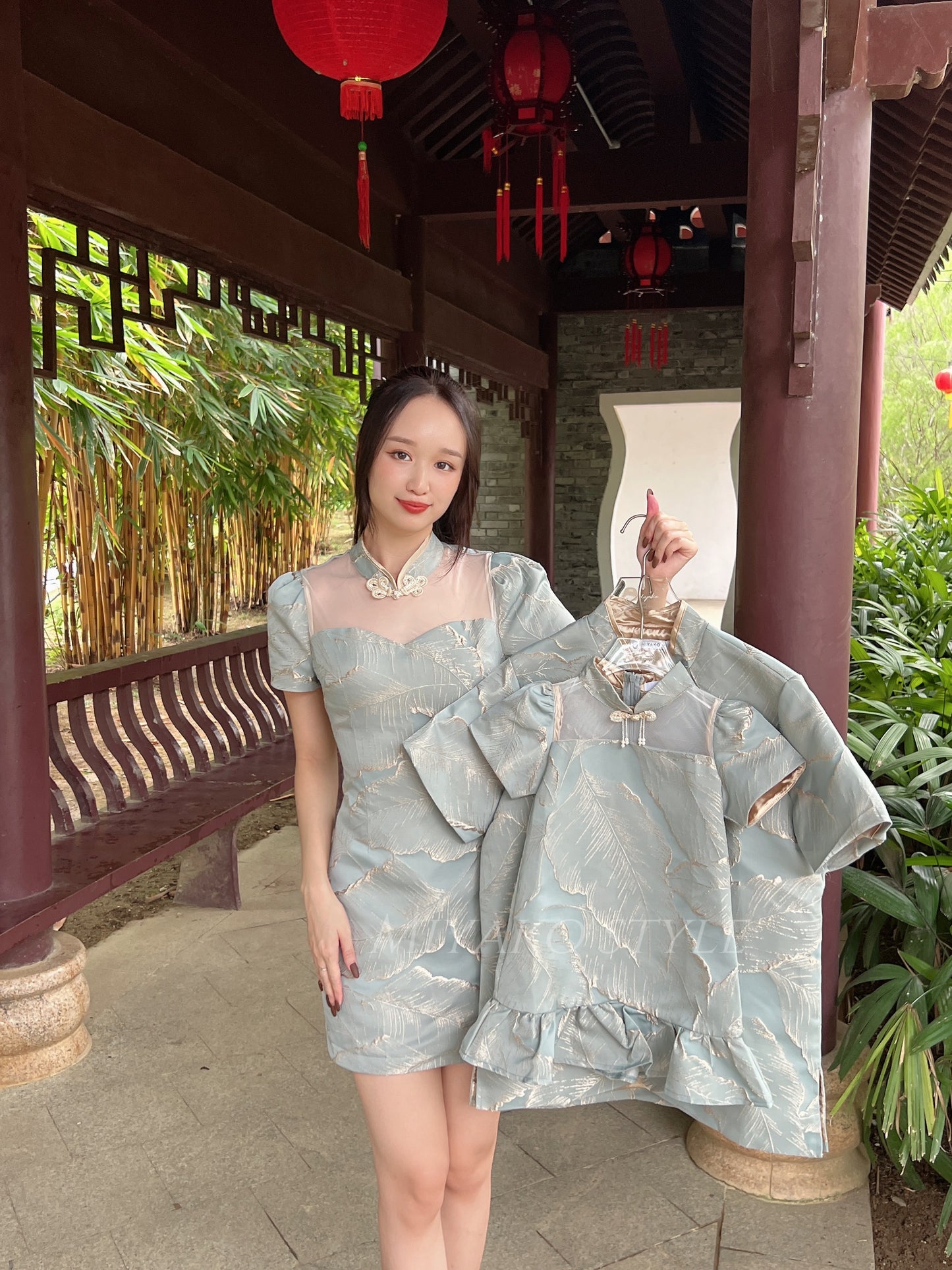 【金枝玉葉】 Yu Ye Slim Fit Women Cheongsam Dress in Light Colour (WOMEN) 淺色修身女裝