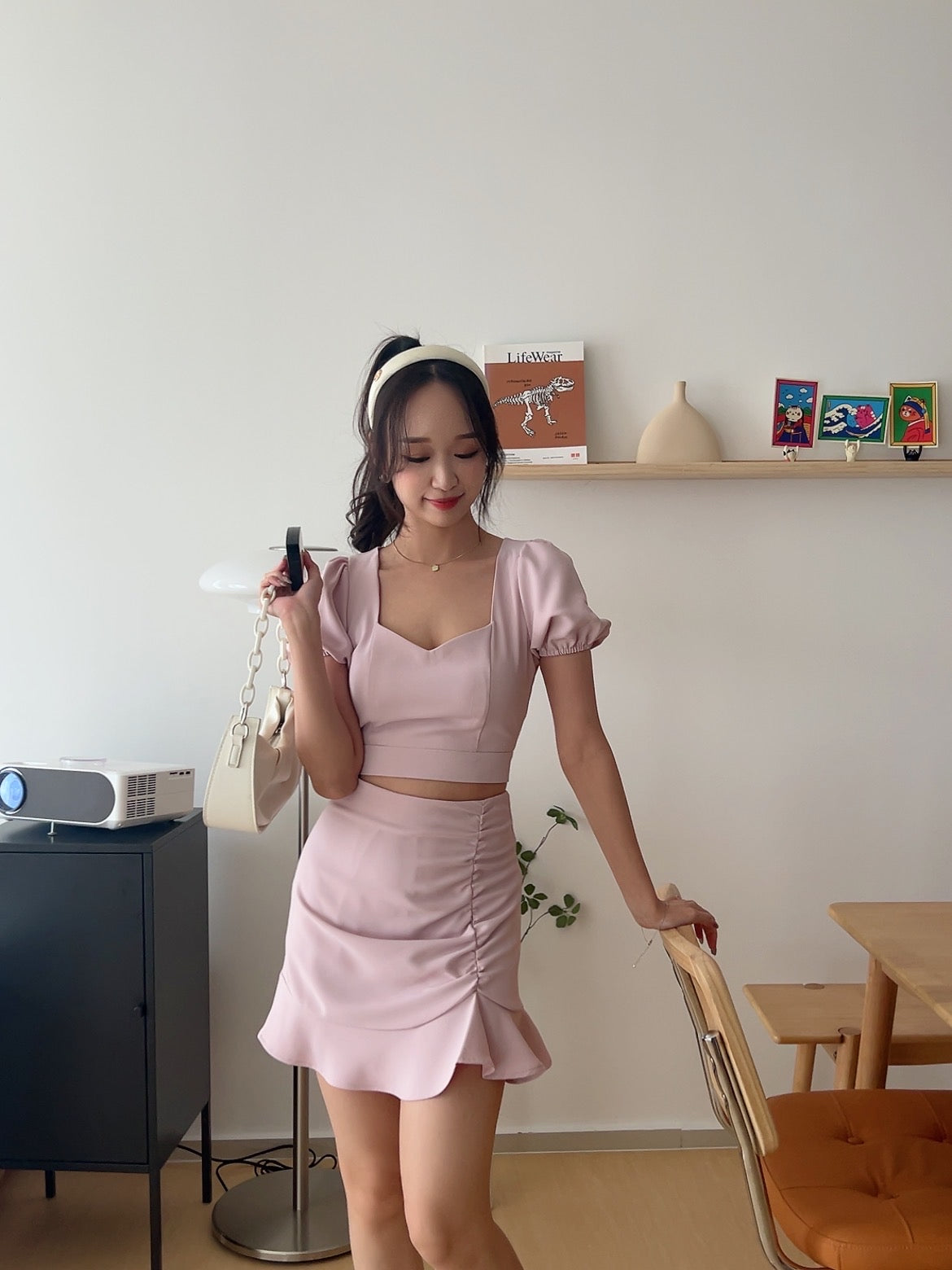 Audrey bubble sleeve crop top in Pink
