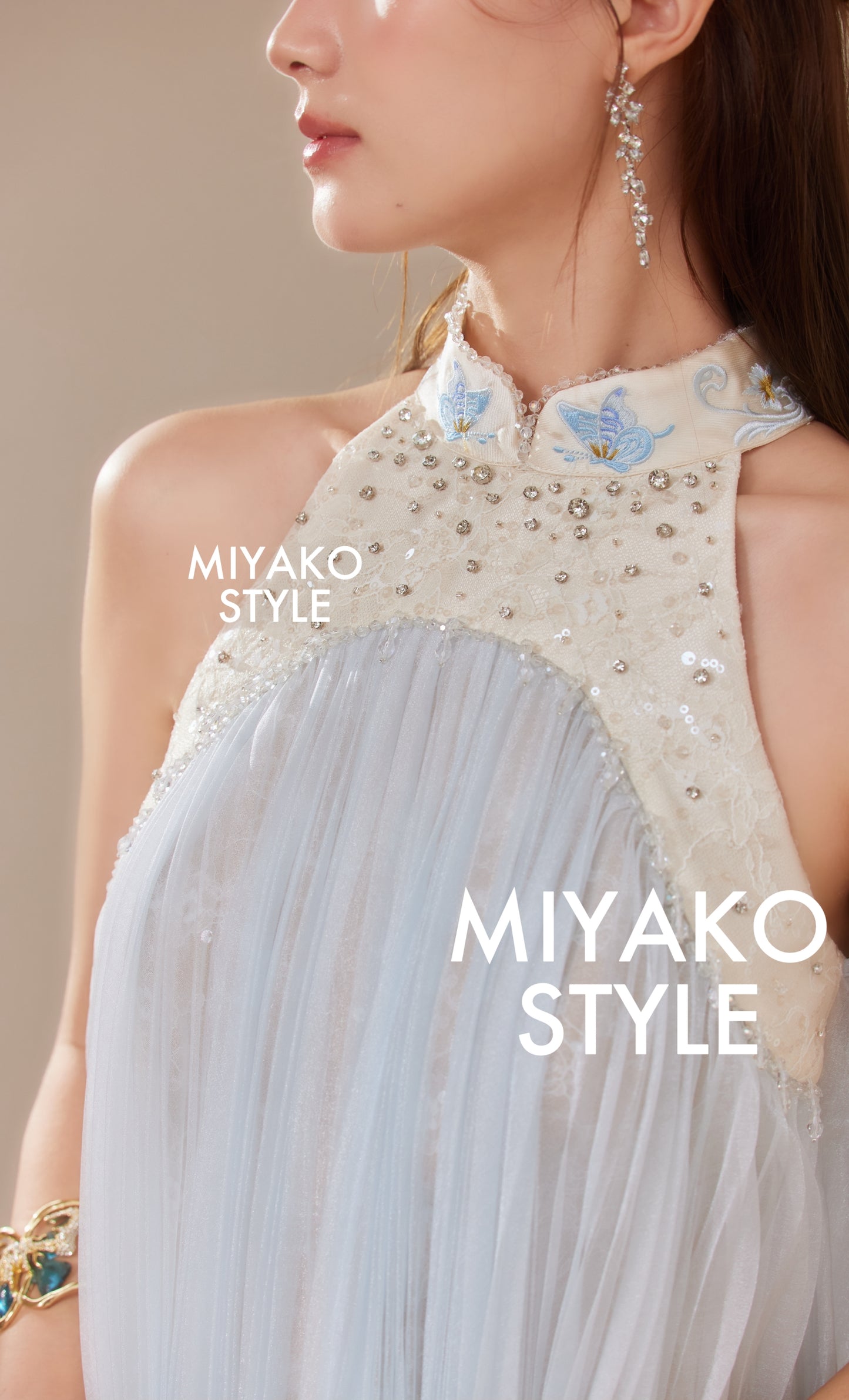 【倾国倾城】Goddess Premium Rhinestone Halter Dress in Blue 蓝色女装挂脖连身裙