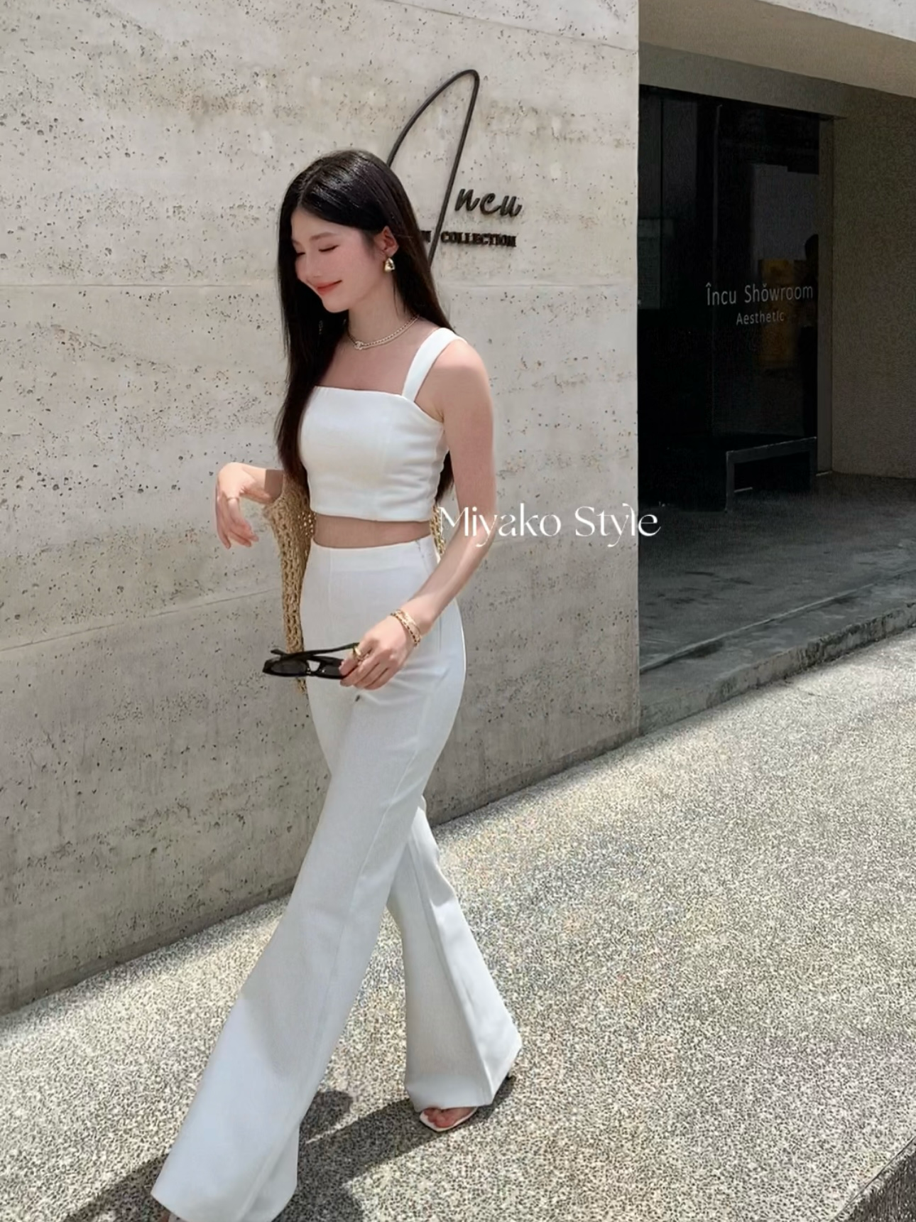 Venus High Waist Flared Pants in White