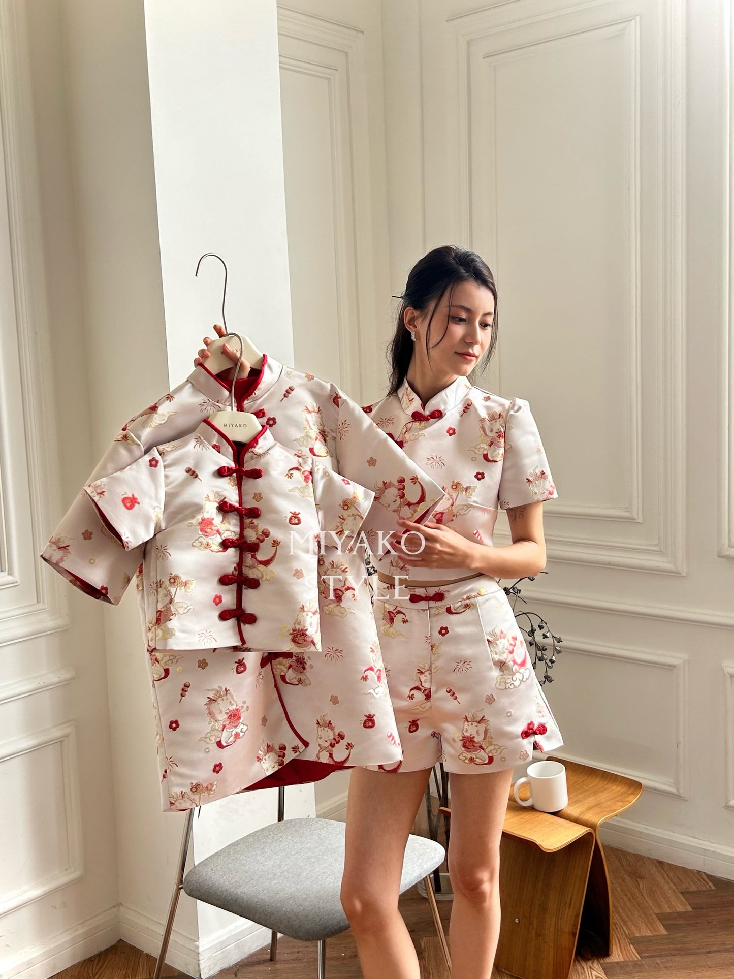 【喜乐龙龙】Joyful Dragon Short in Red 红色(女短裤 only)