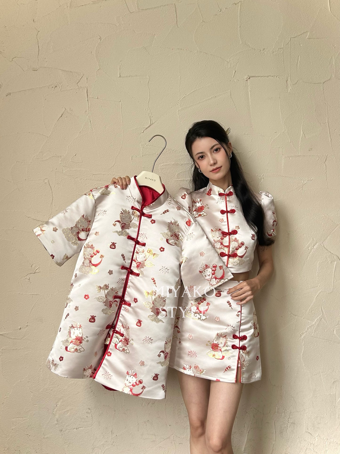 【喜乐龙龙】Joyful Dragon men suit in red 红色(男唐装 )