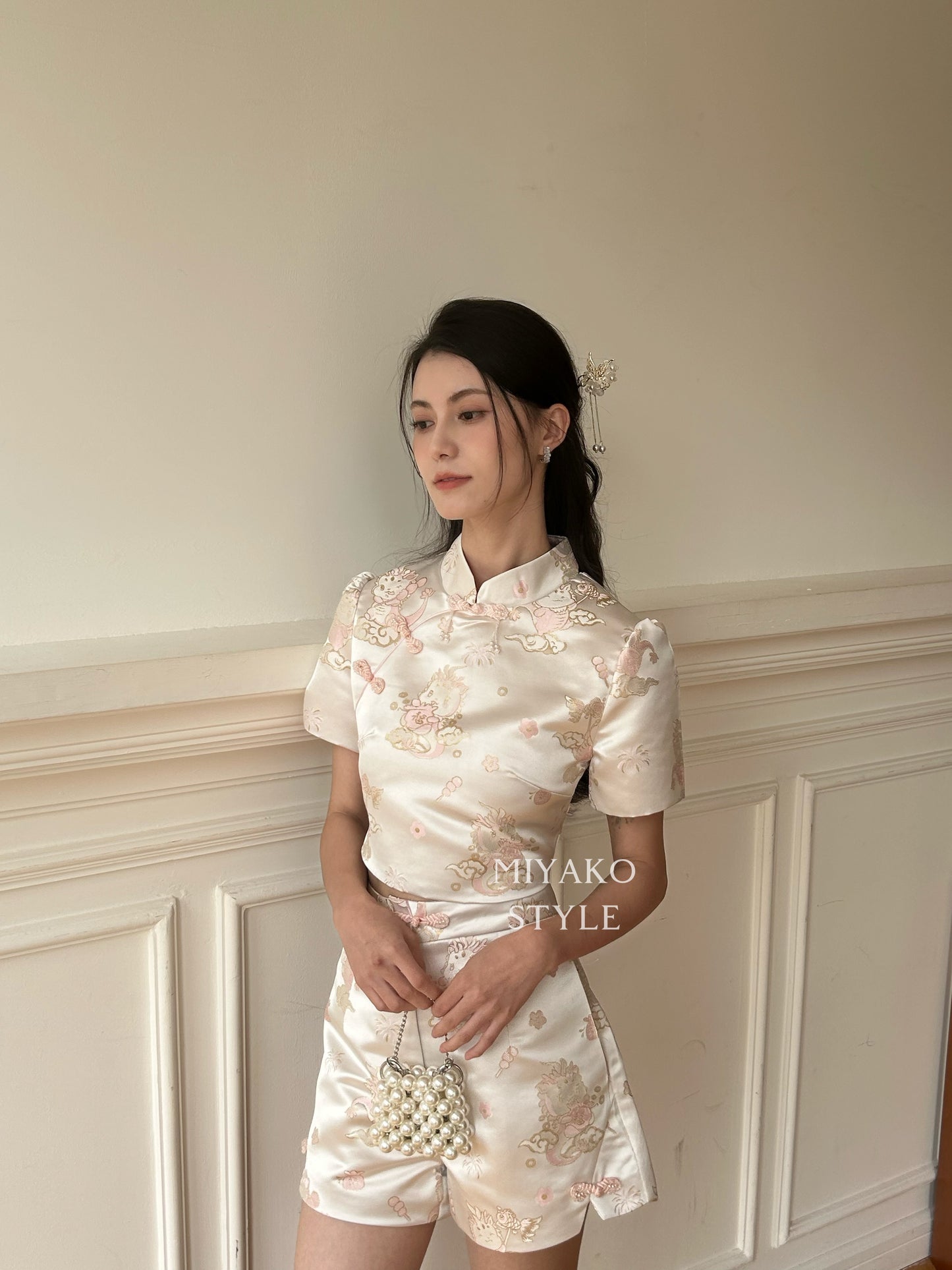 【喜乐龙龙】Joyful Dragon Cheongsam Classic Top in Pink 粉色（斜扣上衣only）