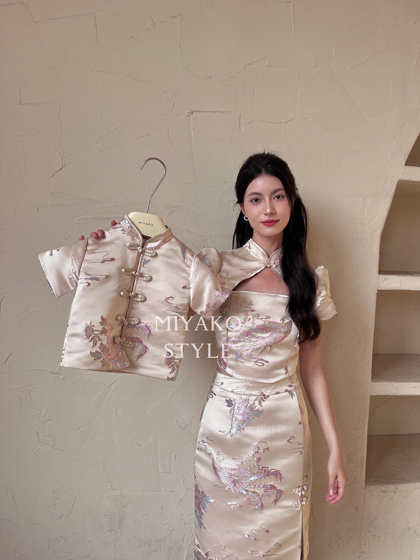 【凤华绝代】Phoenix cheongsam crop top in champagne 香槟金 (镂空上衣only)