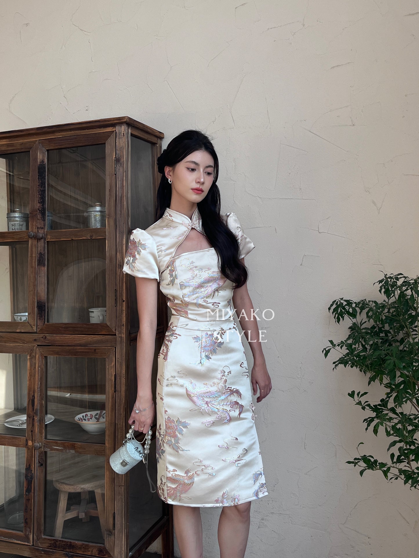 【凤华绝代】Phoenix cheongsam crop top in champagne 香槟金 (镂空上衣only)