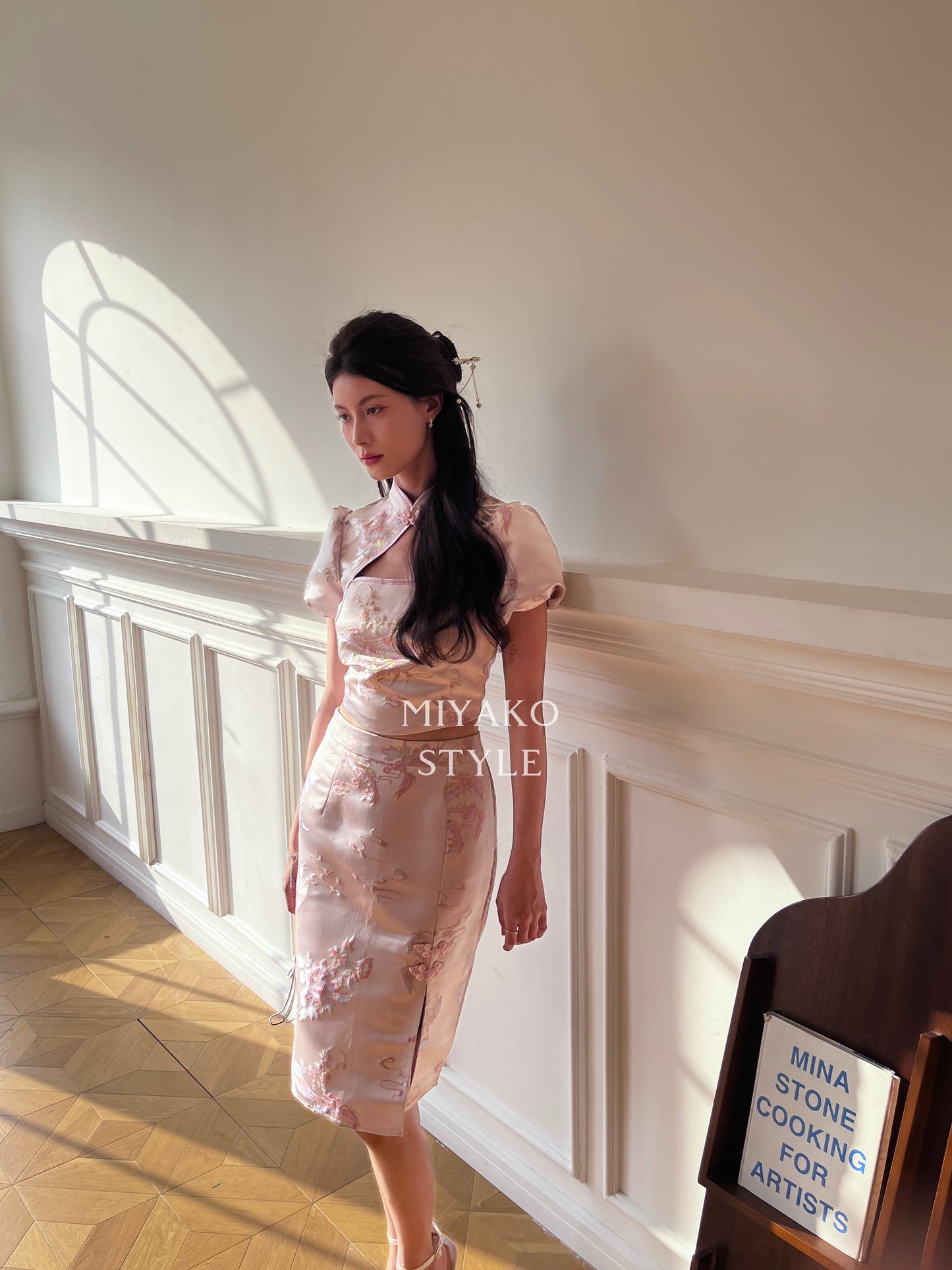 【凤华绝代】Midi Skirt in Pink 粉色(半身裙only)