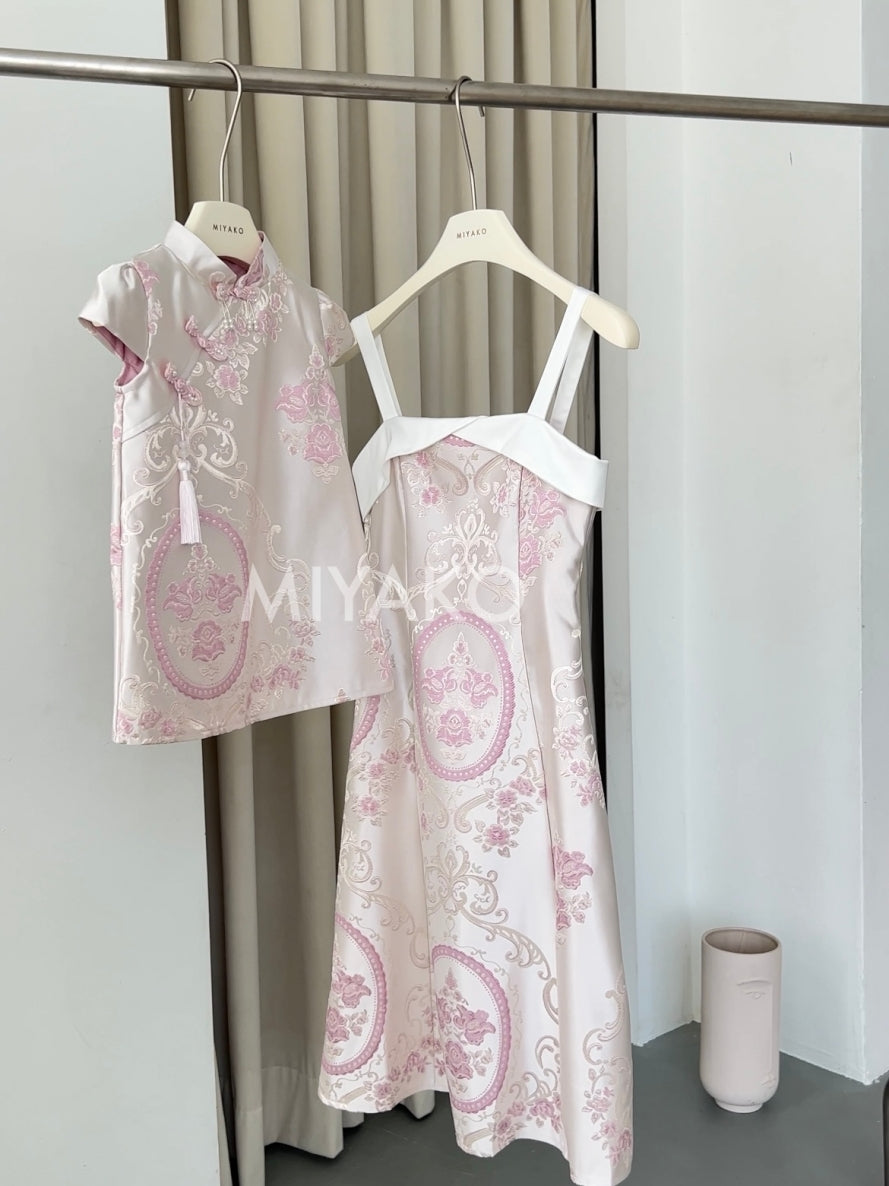 【宫廷】Gong Premium Cheongsam Women Dress in Pink (粉色女连衣裙)