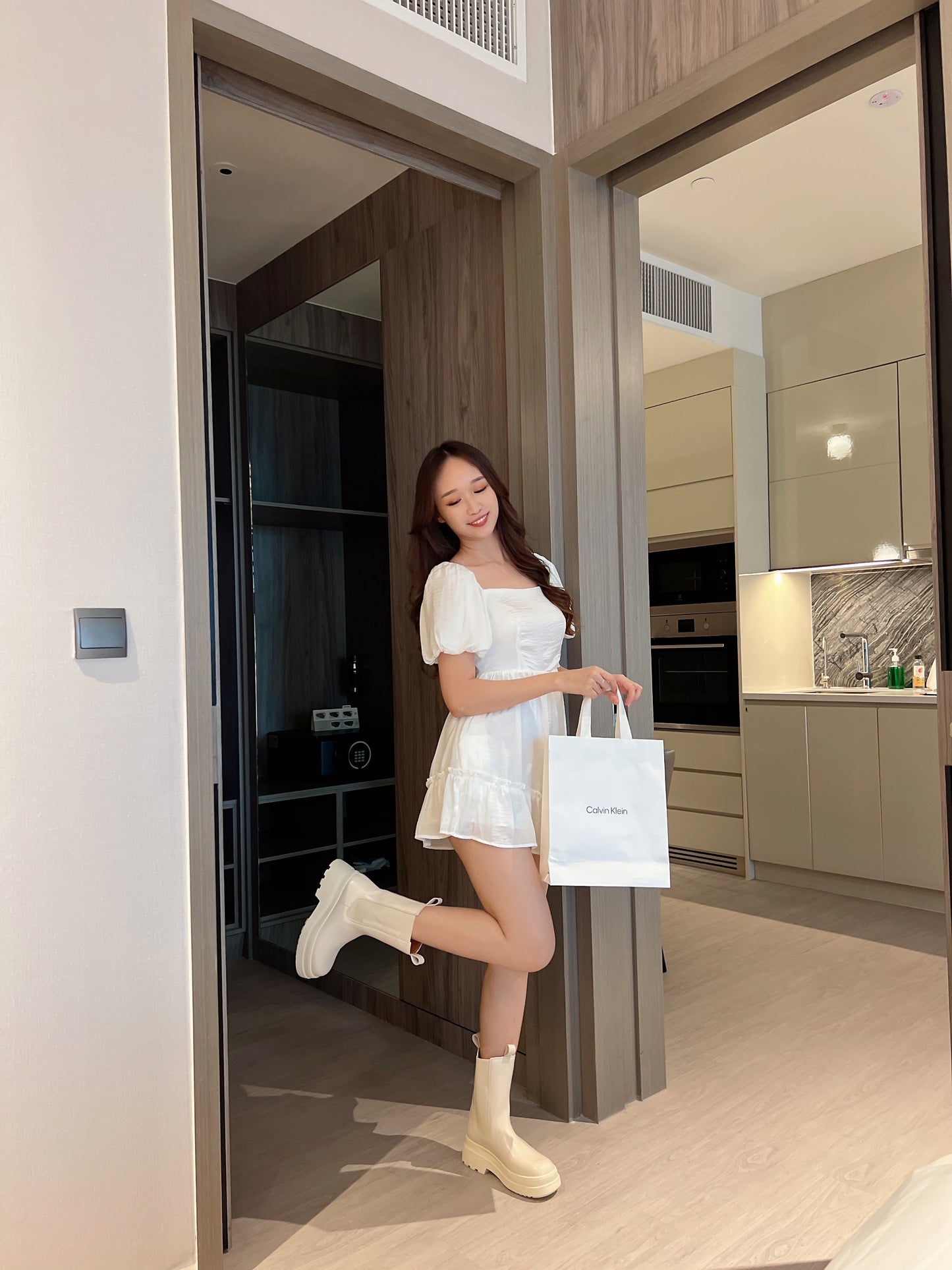 Ruth bubble sleeve Romper in White