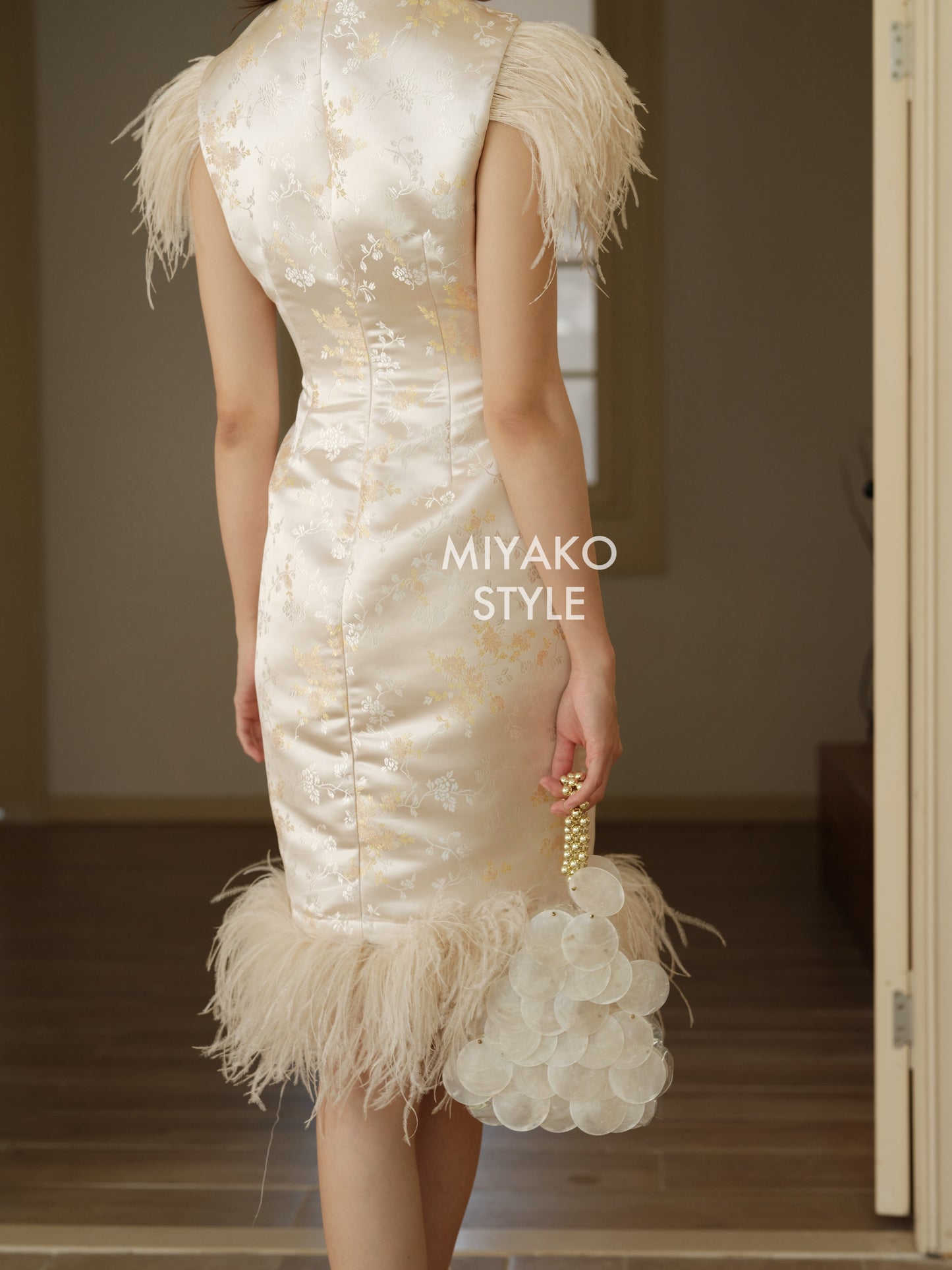 【孔雀开屏】Feather Cheongsam Dress in Pink 香槟粉女装连身裙