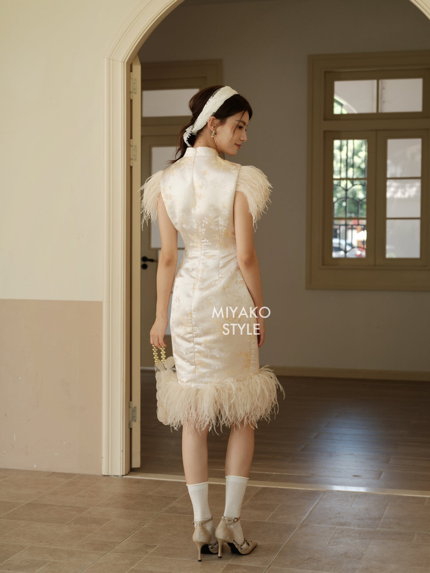 【孔雀开屏】Feather Cheongsam Dress in Pink 香槟粉女装连身裙