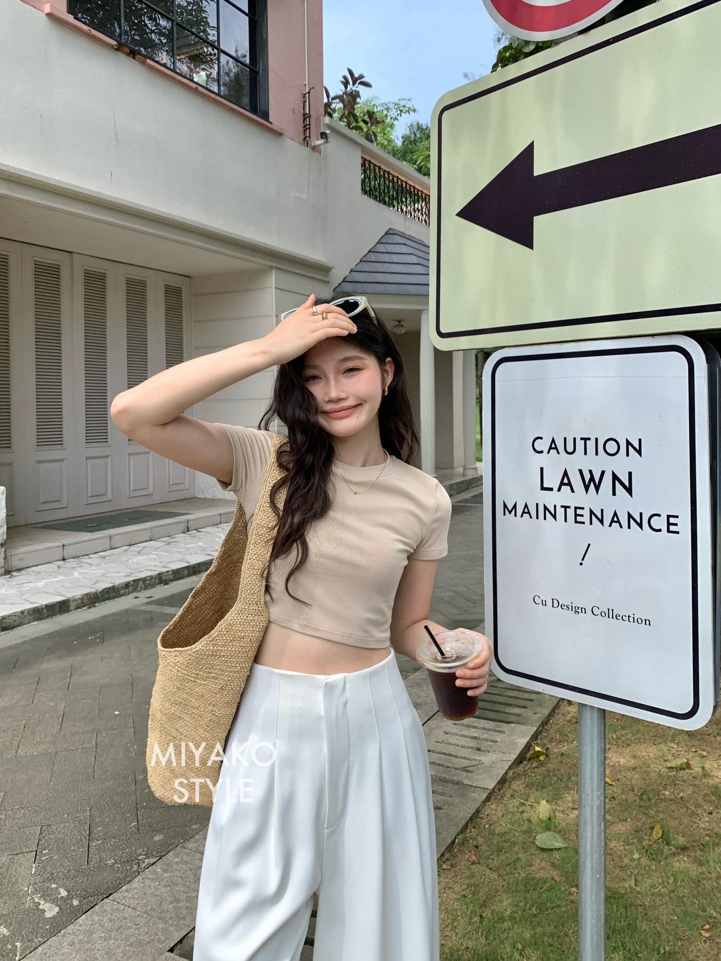 Anna Short Sleeve Crop Top in Beige