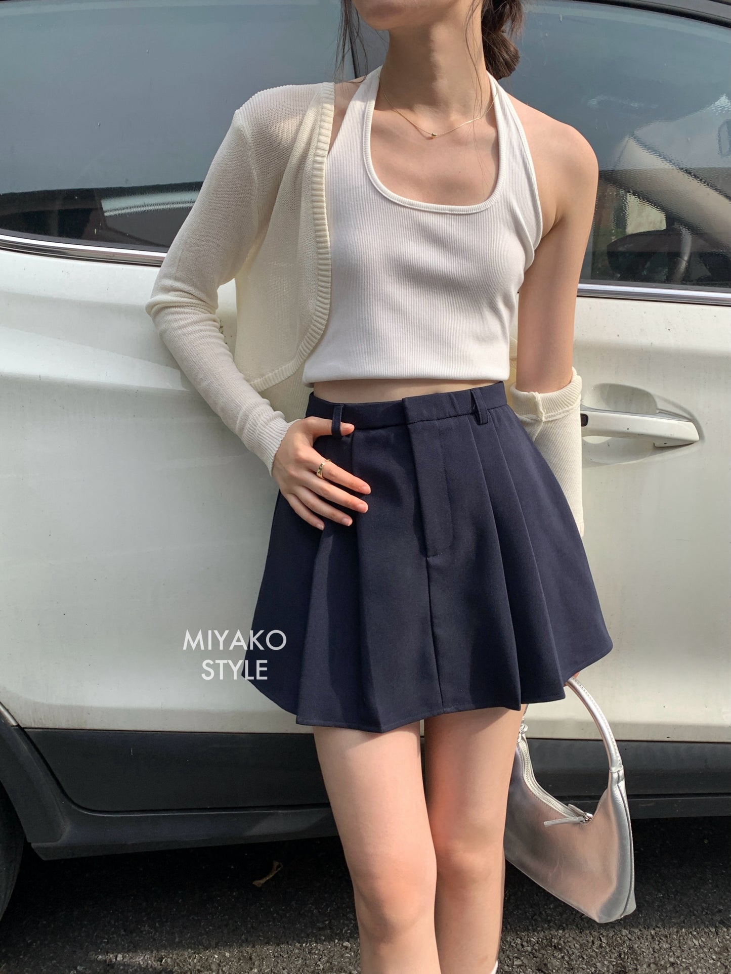 Aurora tennis skirt in Navy