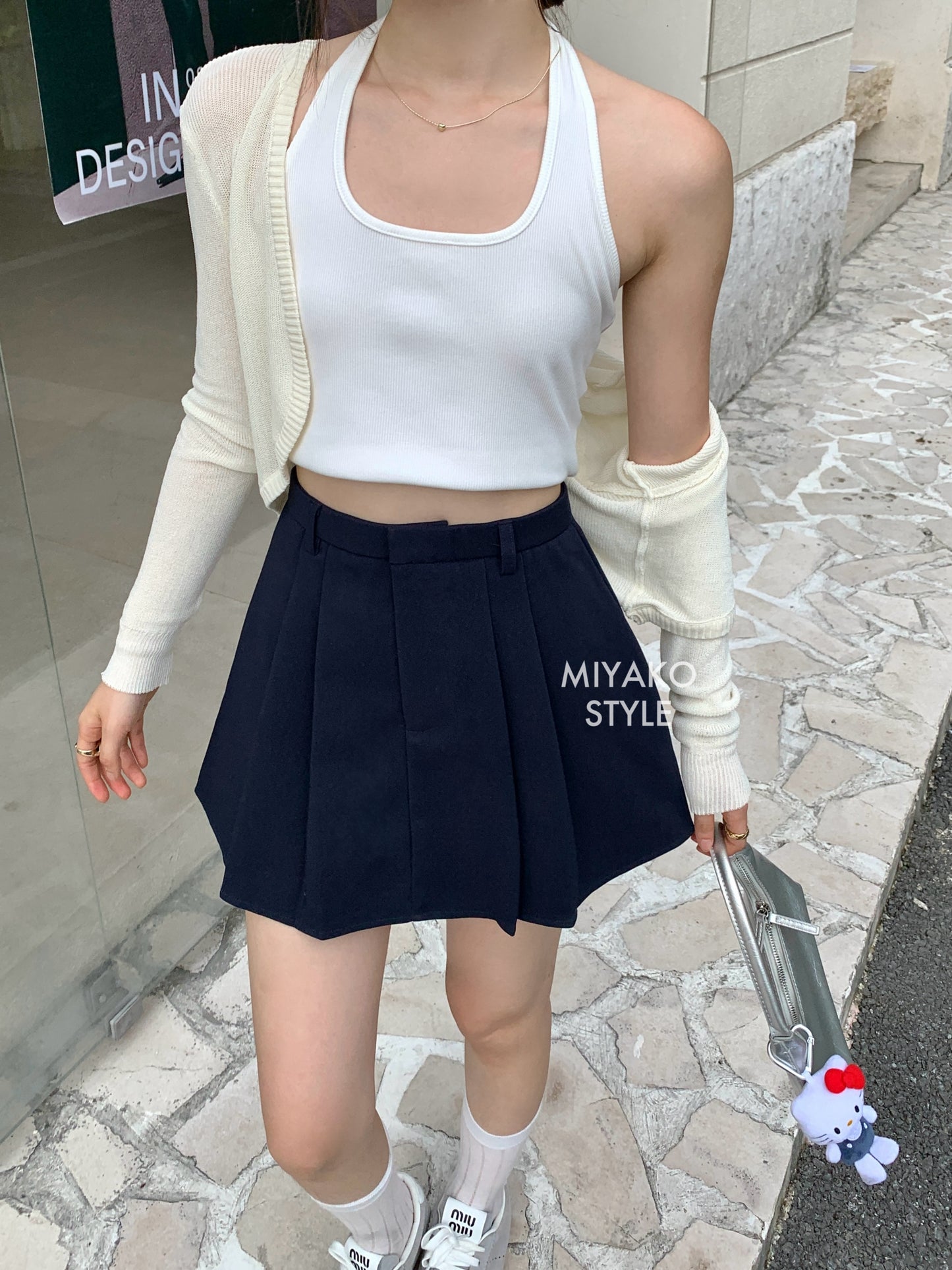 Aurora tennis skirt in Navy