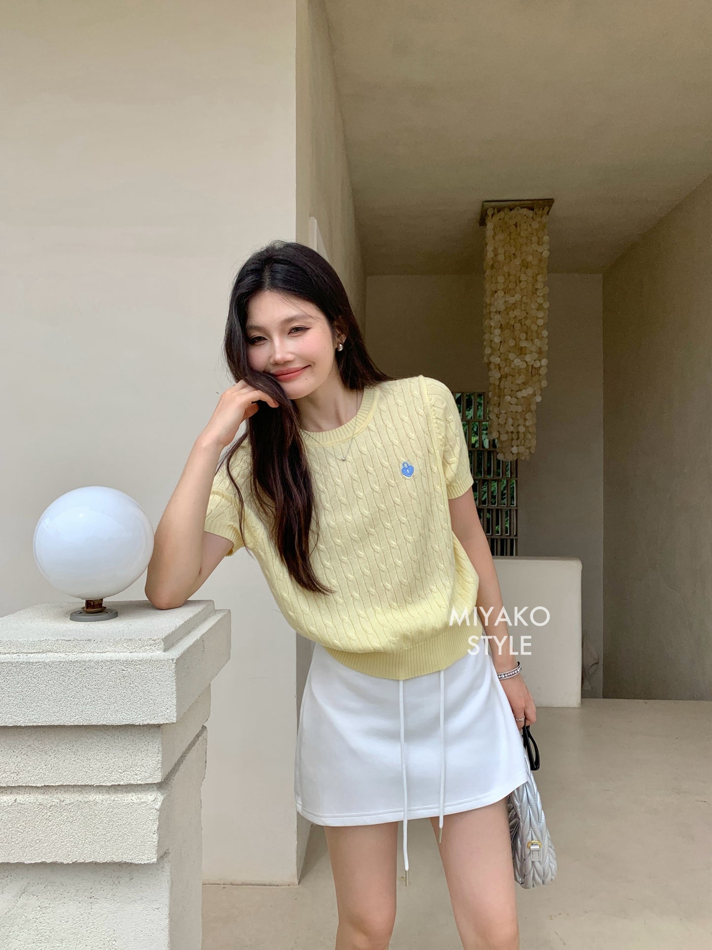 Cheese Mini Skirt in White 白色短裙