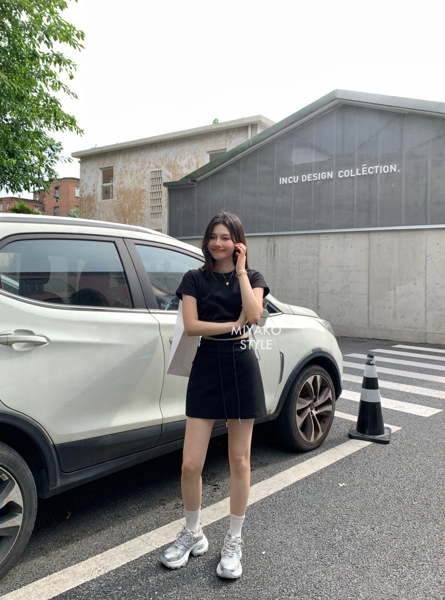 Cheese Mini Skirt in Black 黑色短裙