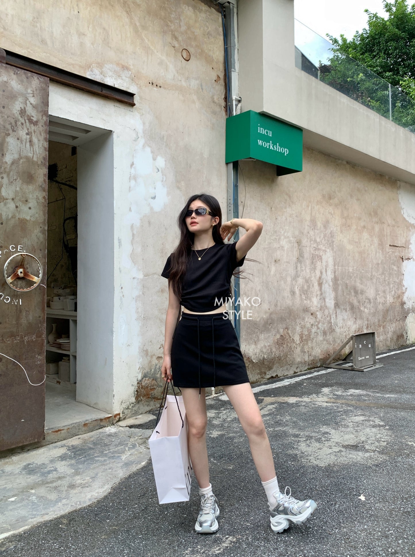 Cheese Mini Skirt in Black 黑色短裙