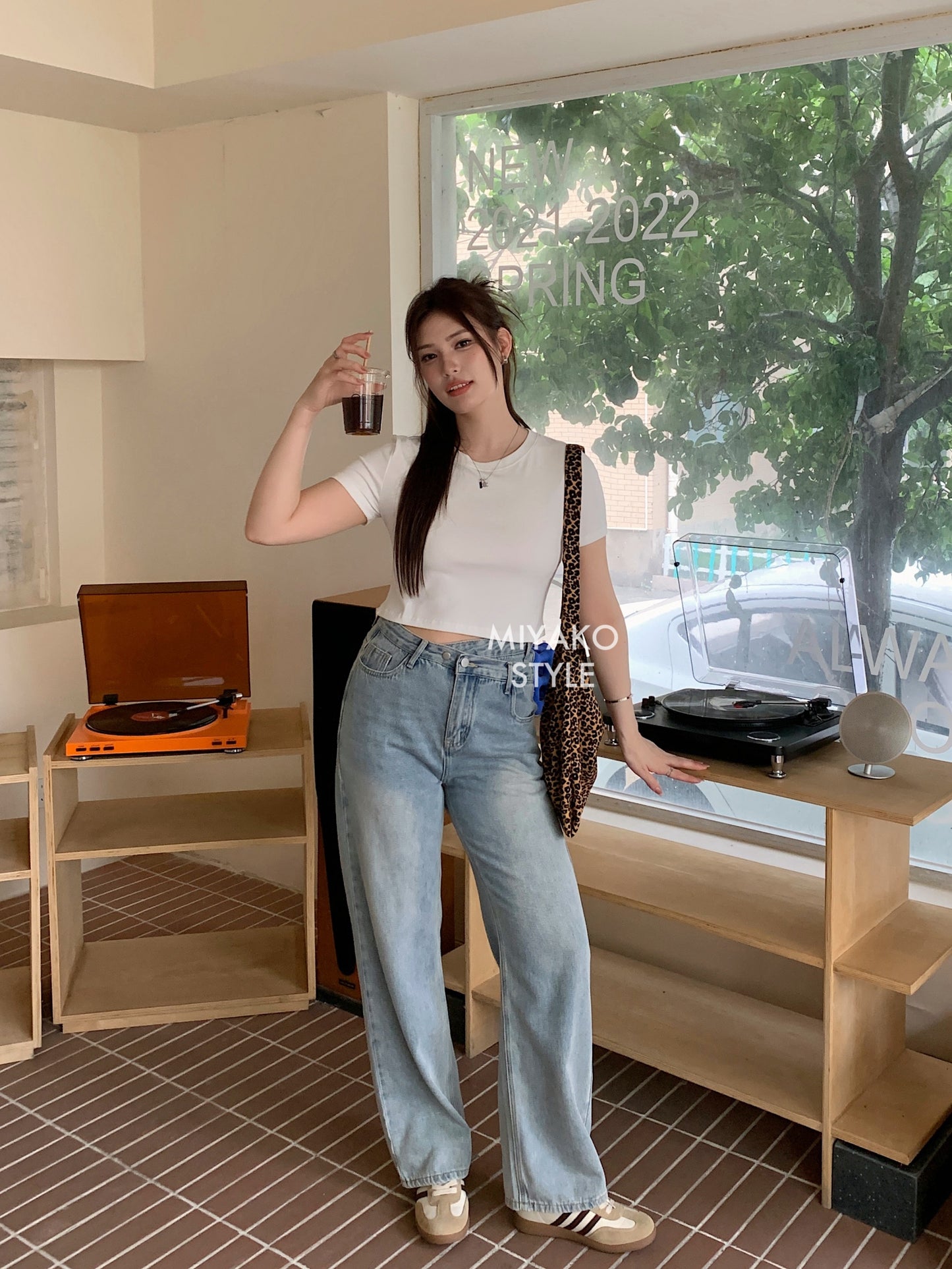 (DEFECT) Anna Short Sleeve Crop Top