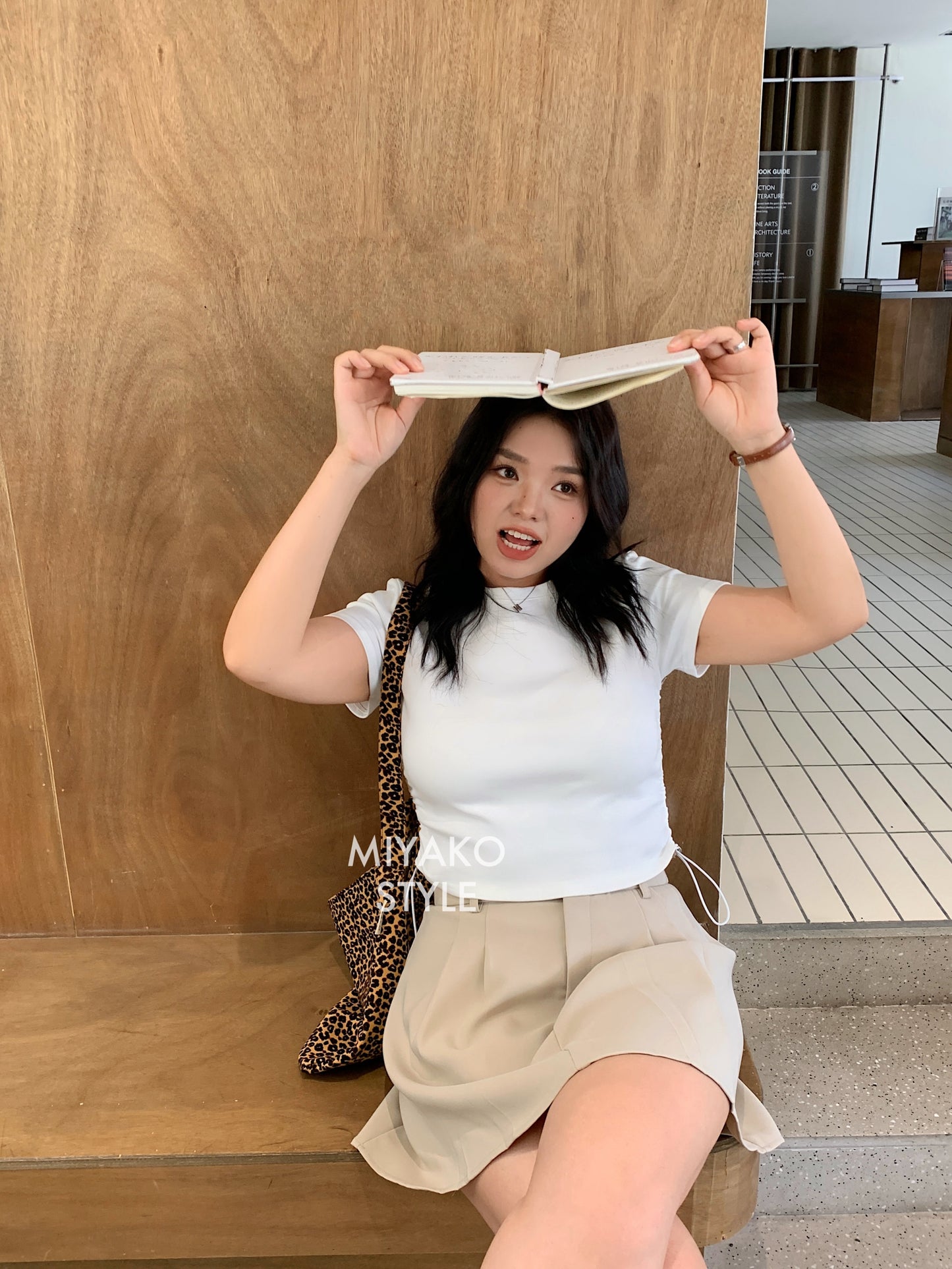 Aurora tennis skirt in Khaki