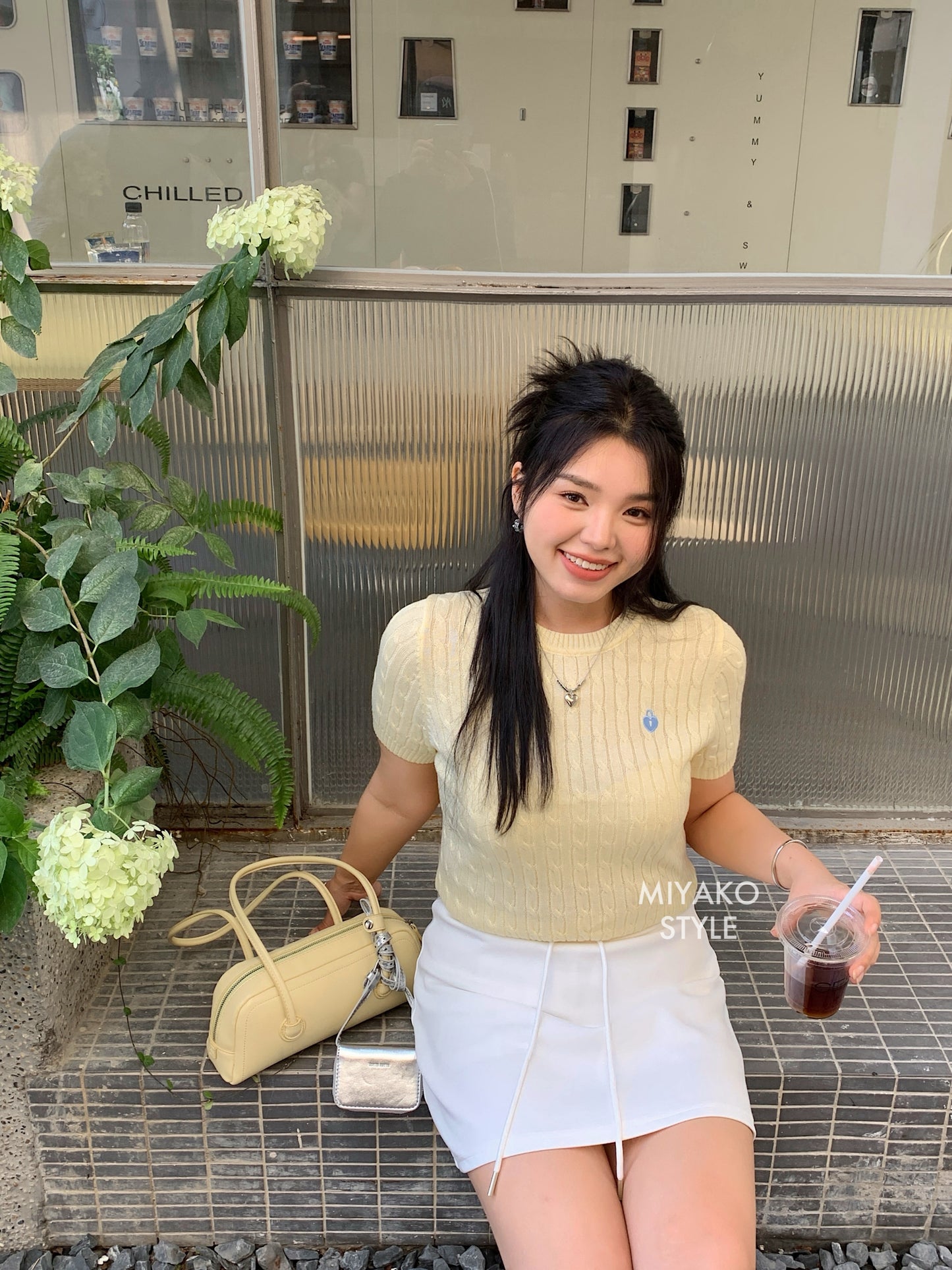 Cheese Mini Skirt in White 白色短裙