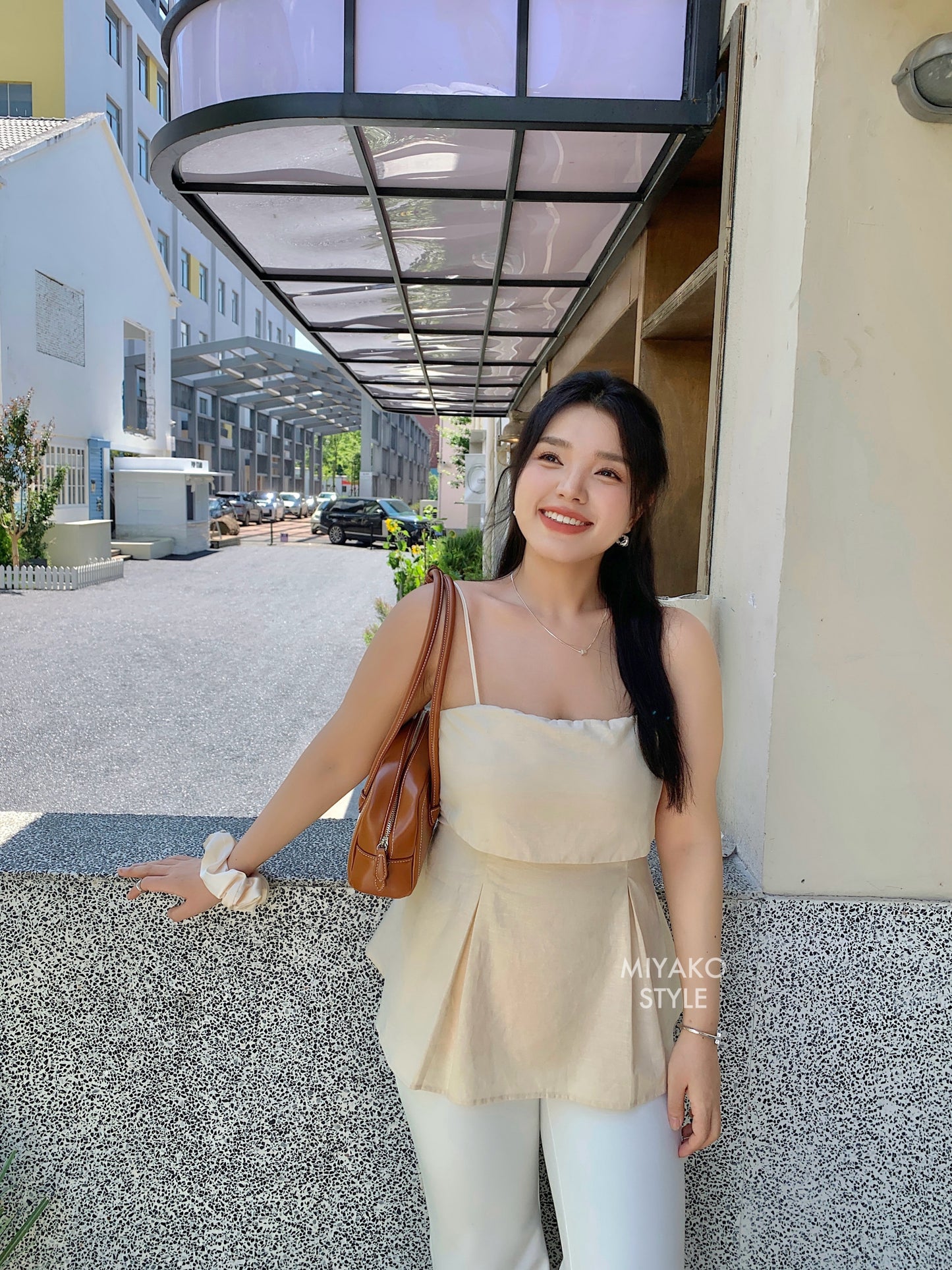Linen Padded Cami Top in Beige