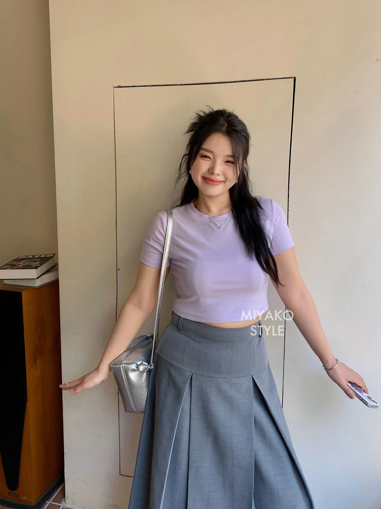 Anna Short Sleeve Crop Top in Purple