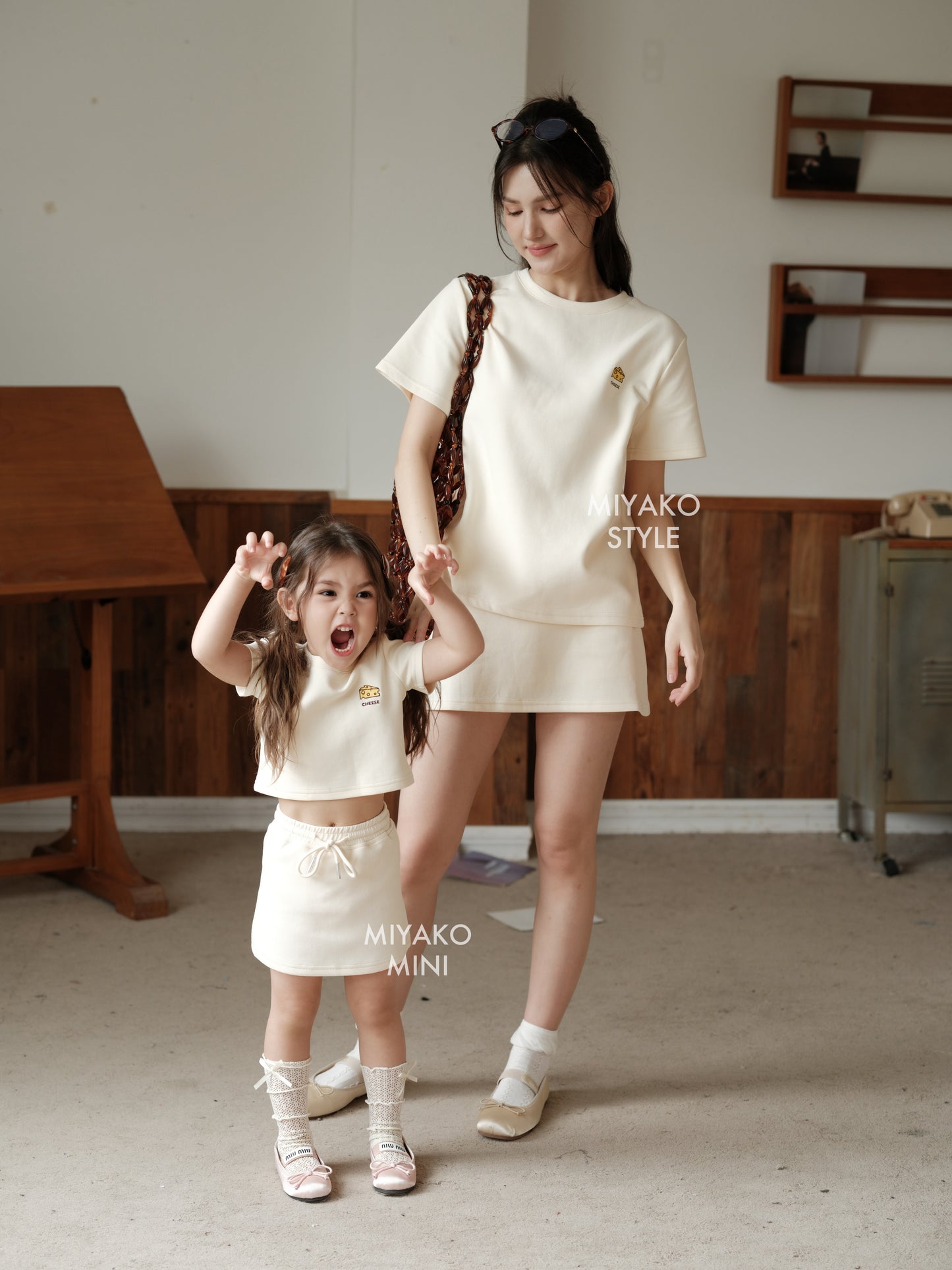 Cheese Mini Skirt in Yellow Girl 小女孩短裙
