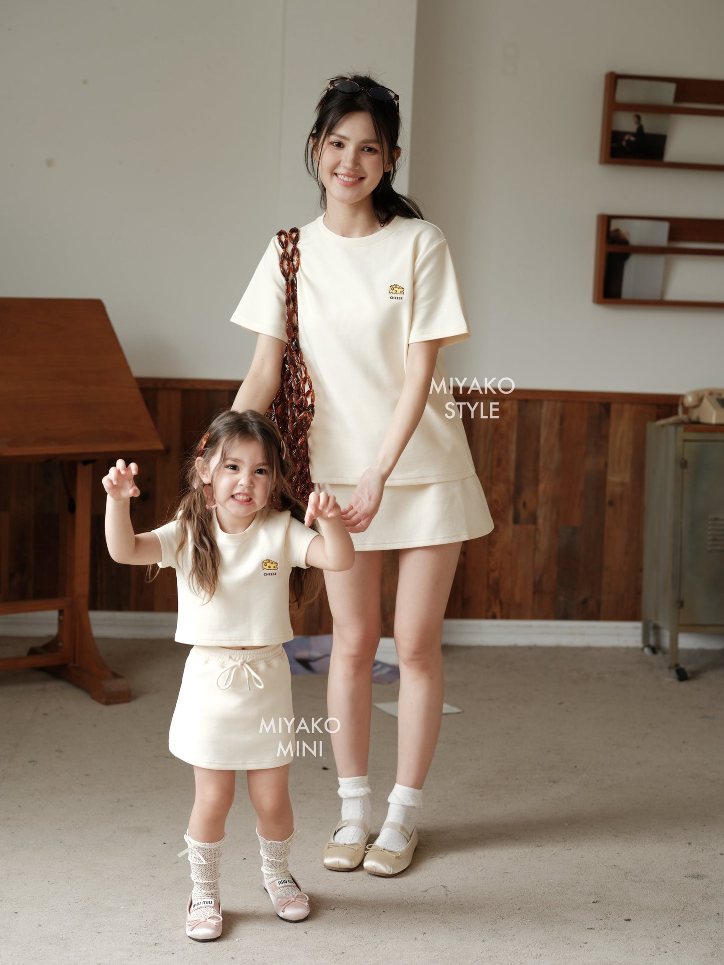 Cheese T shirt in Yellow 黃色T恤