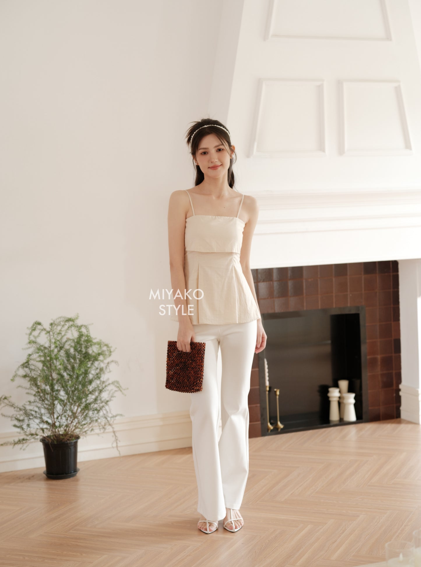 Linen Padded Cami Top in Beige