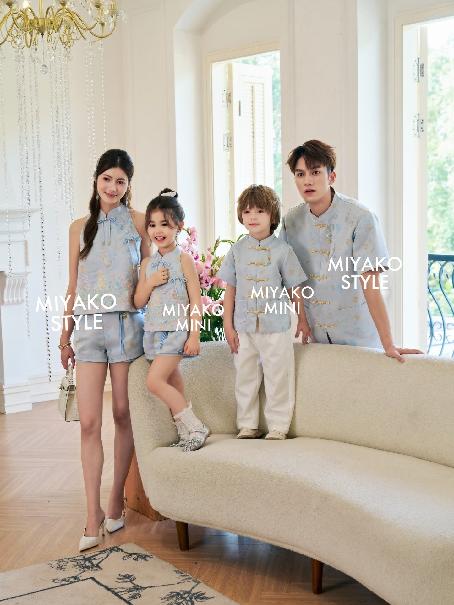 【花花世界】Fabulous Premium Men Suit in Blue 蓝色男唐装