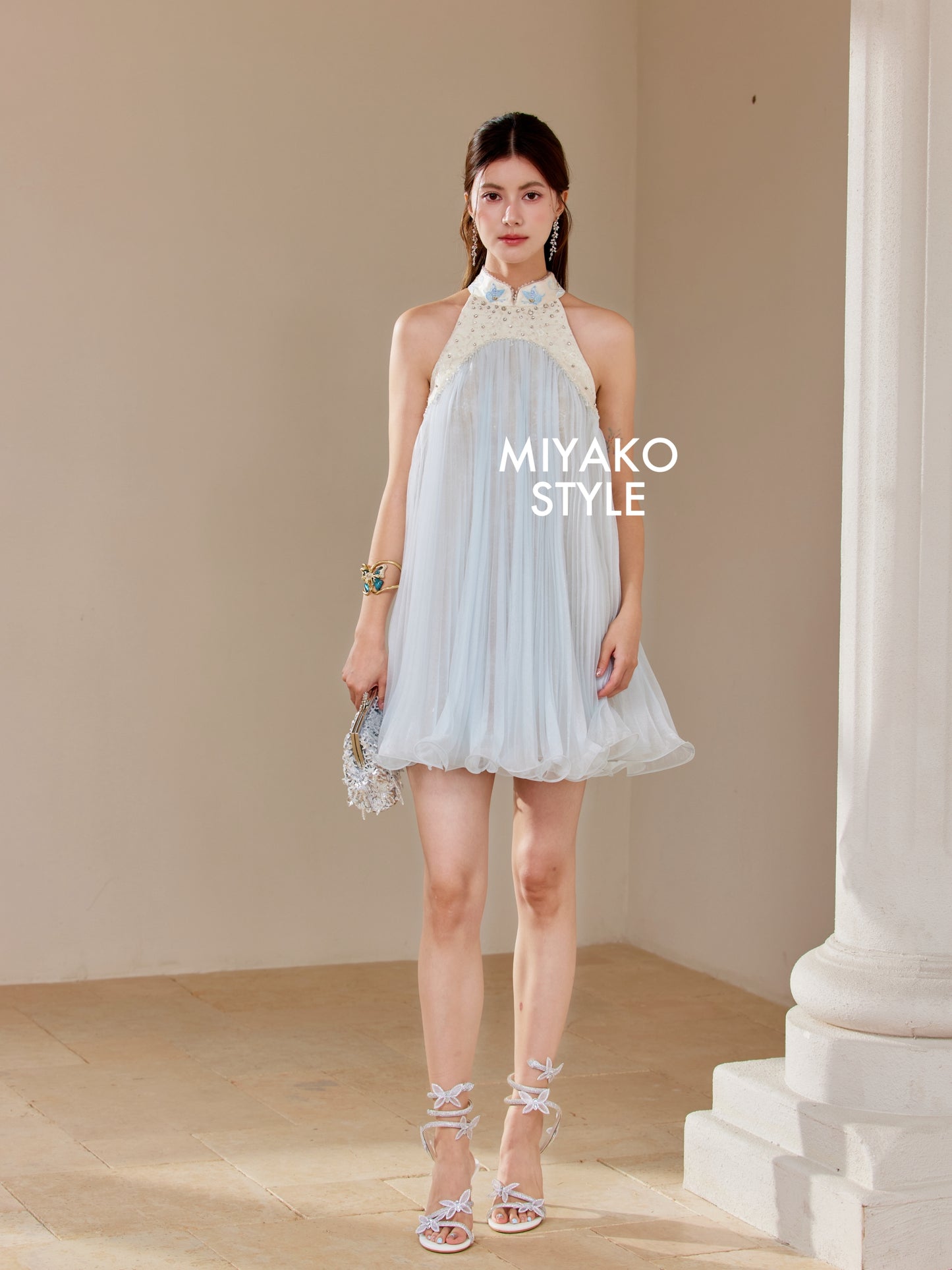 【倾国倾城】Goddess Premium Rhinestone Halter Dress in Blue 蓝色女装挂脖连身裙