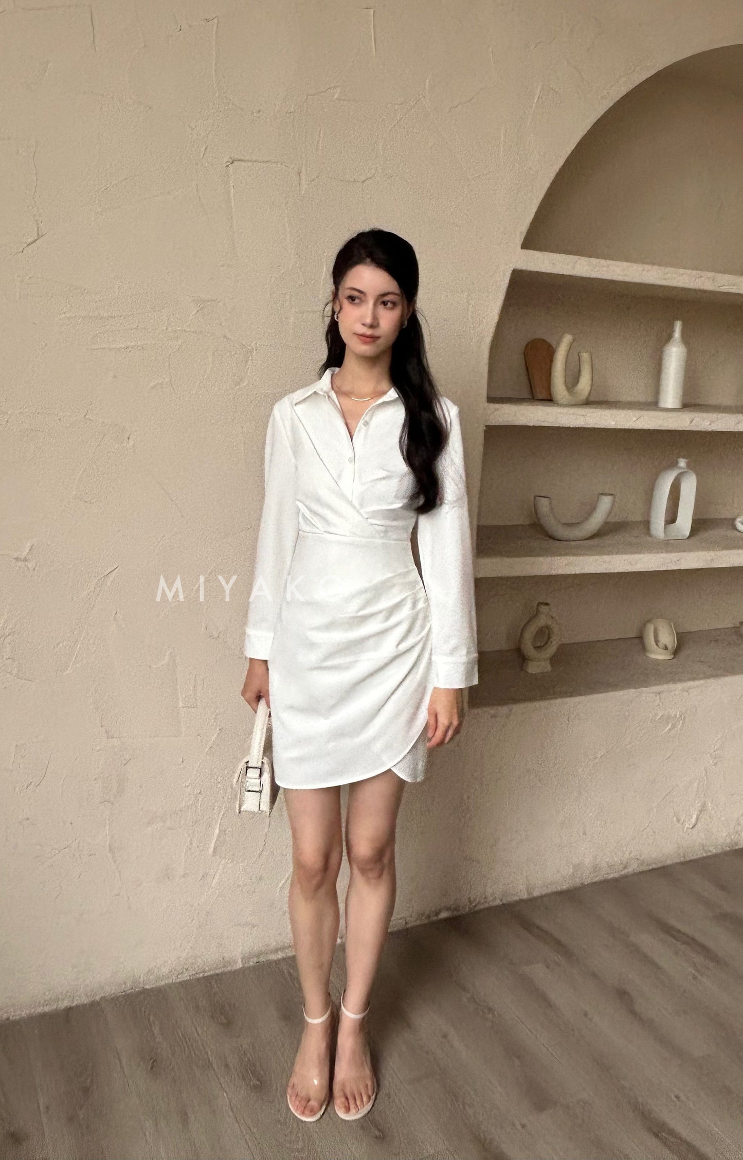 (DEFECT) Jovene Collar Long Sleeve Dress