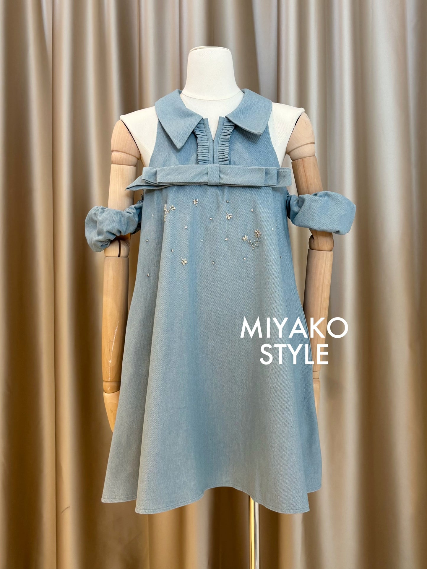 Denim Premium Detachable Sleeve Women Dress