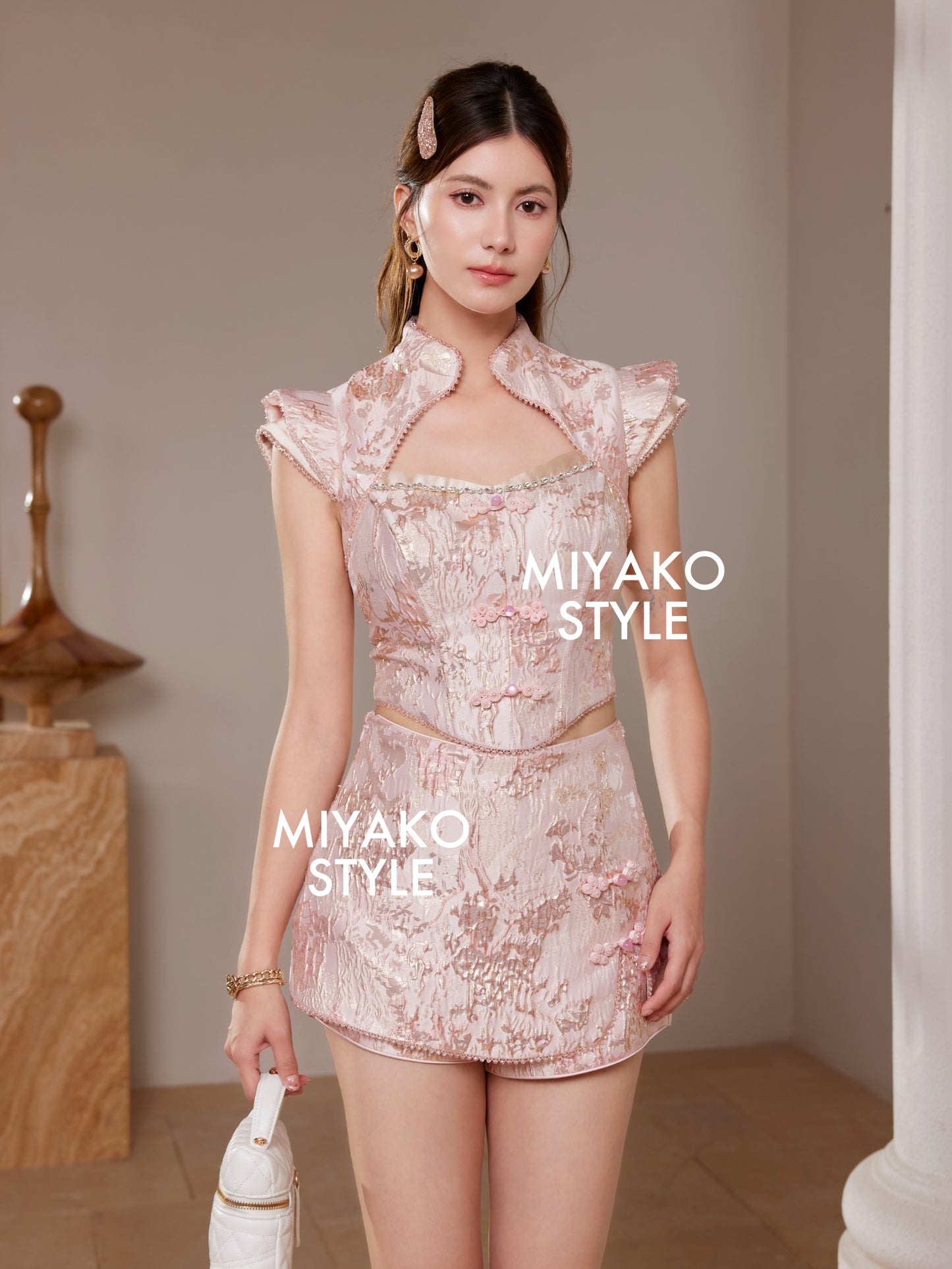 【人气女团】Rosie Premium Cheongsam Top in Pink 粉色女装上衣