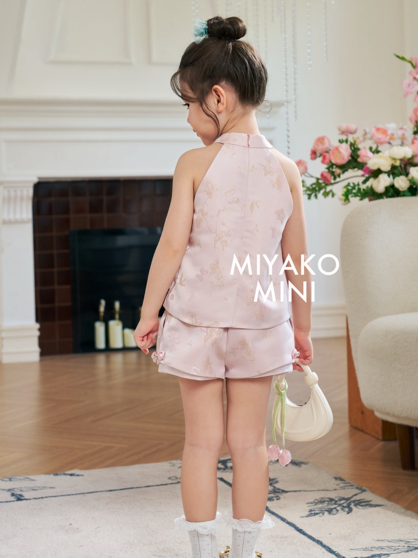 【花花世界】Fabulous Premium Embroidered Girl Short in Pink 粉色小女孩短裤