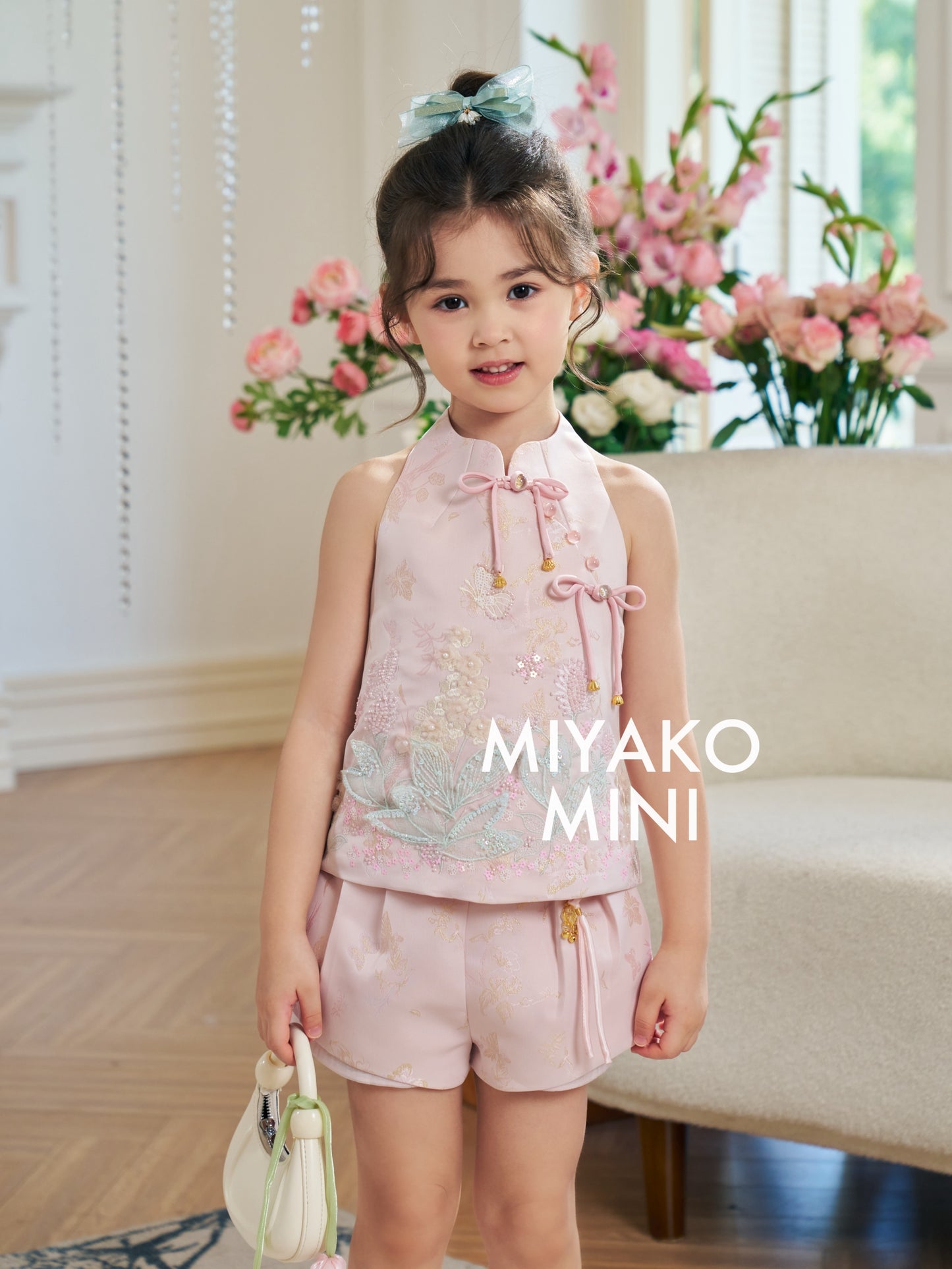 【花花世界】Fabulous Premium Embroidered Girl Short in Pink 粉色小女孩短裤