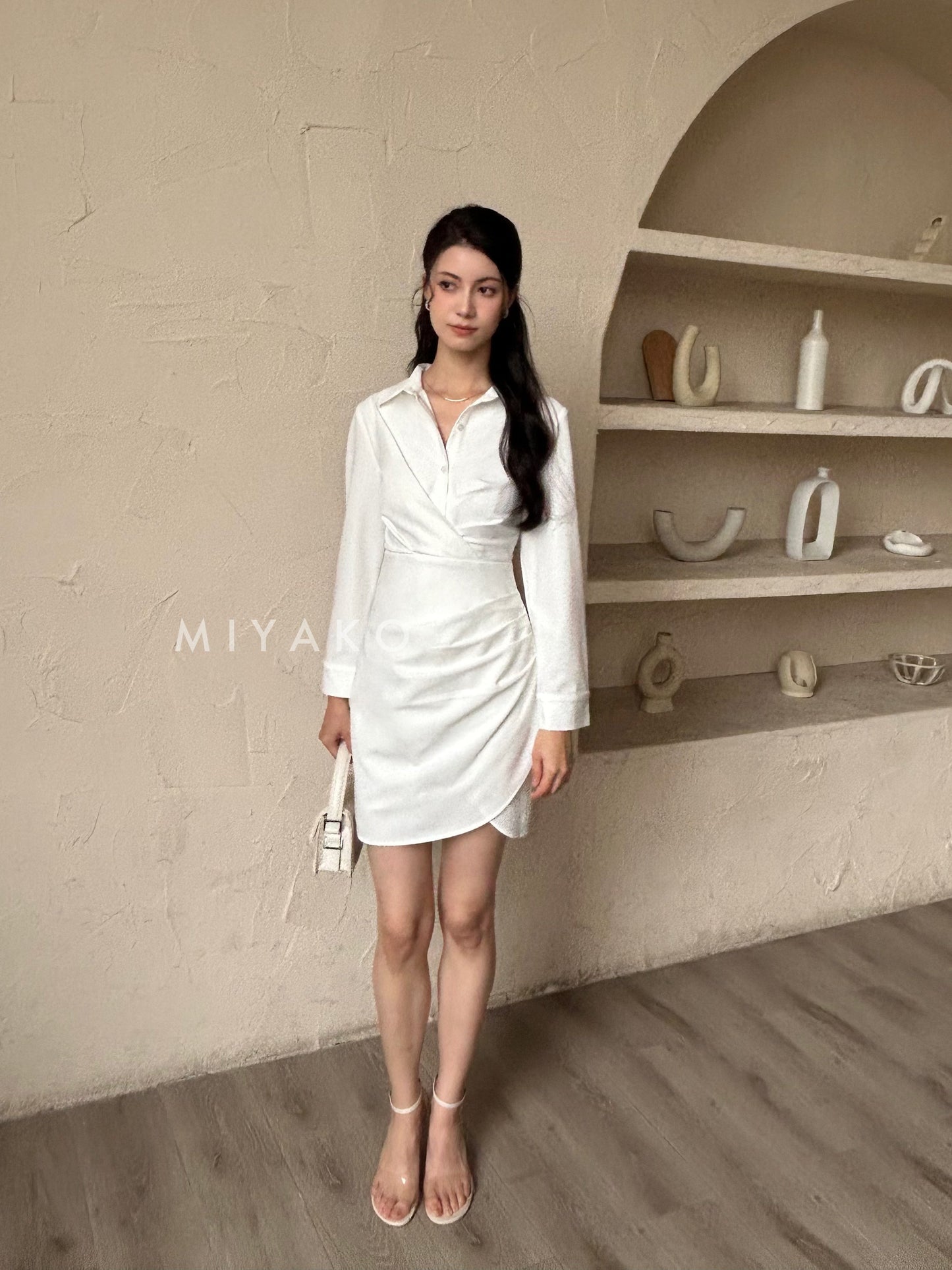 (DEFECT) Jovene Collar Long Sleeve Dress