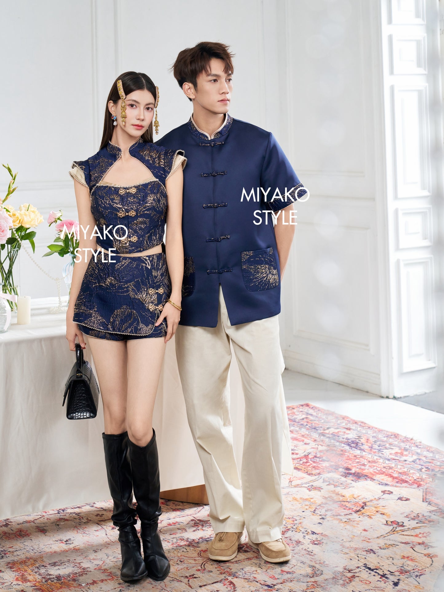 【人气女团】Jenlisa Premium Cheongsam Top in Golden Navy 深蓝色女装上衣