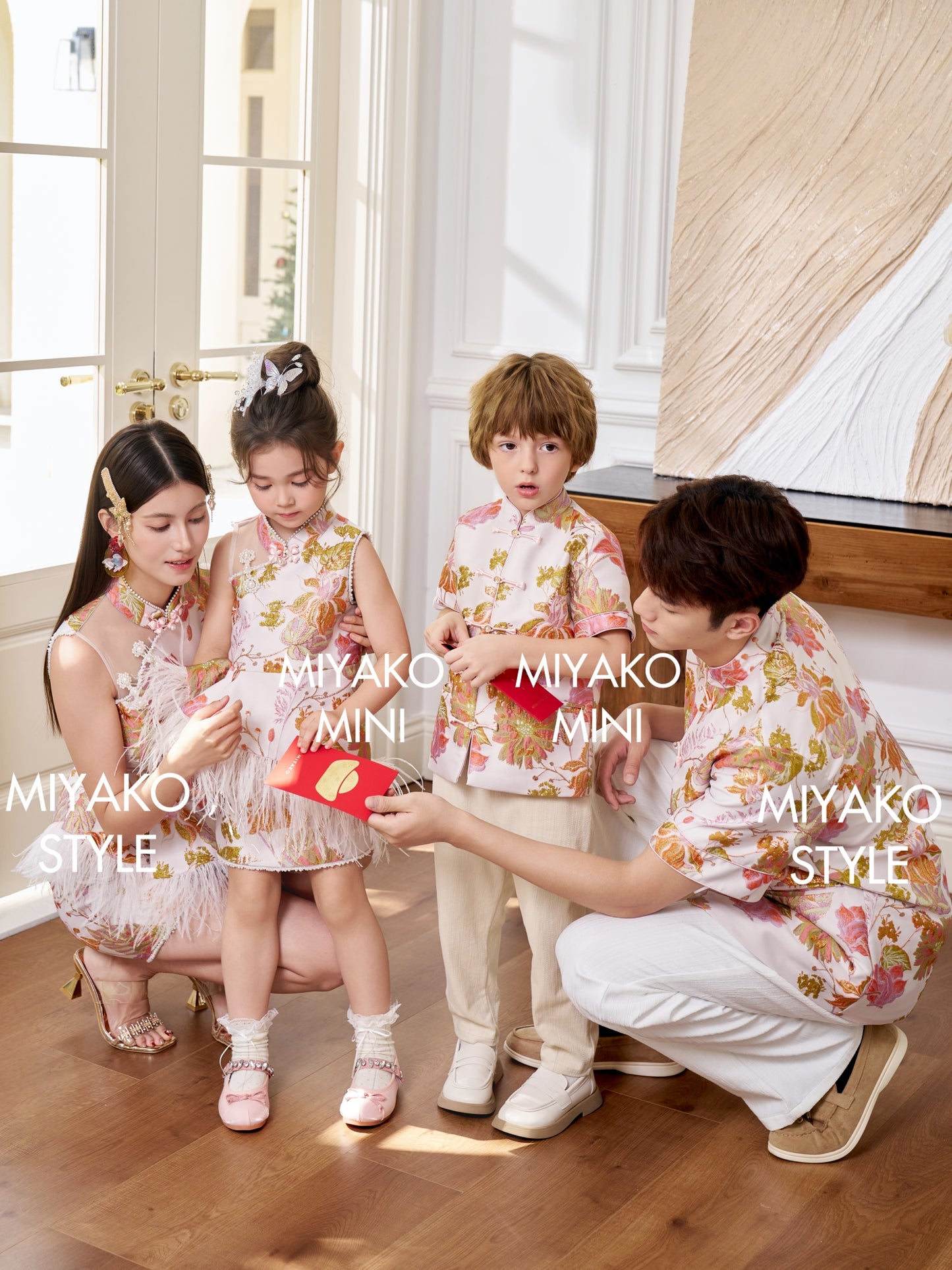 【名门望族】Noble Premium Fur Dress in Floral 百花齐放女装连身裙