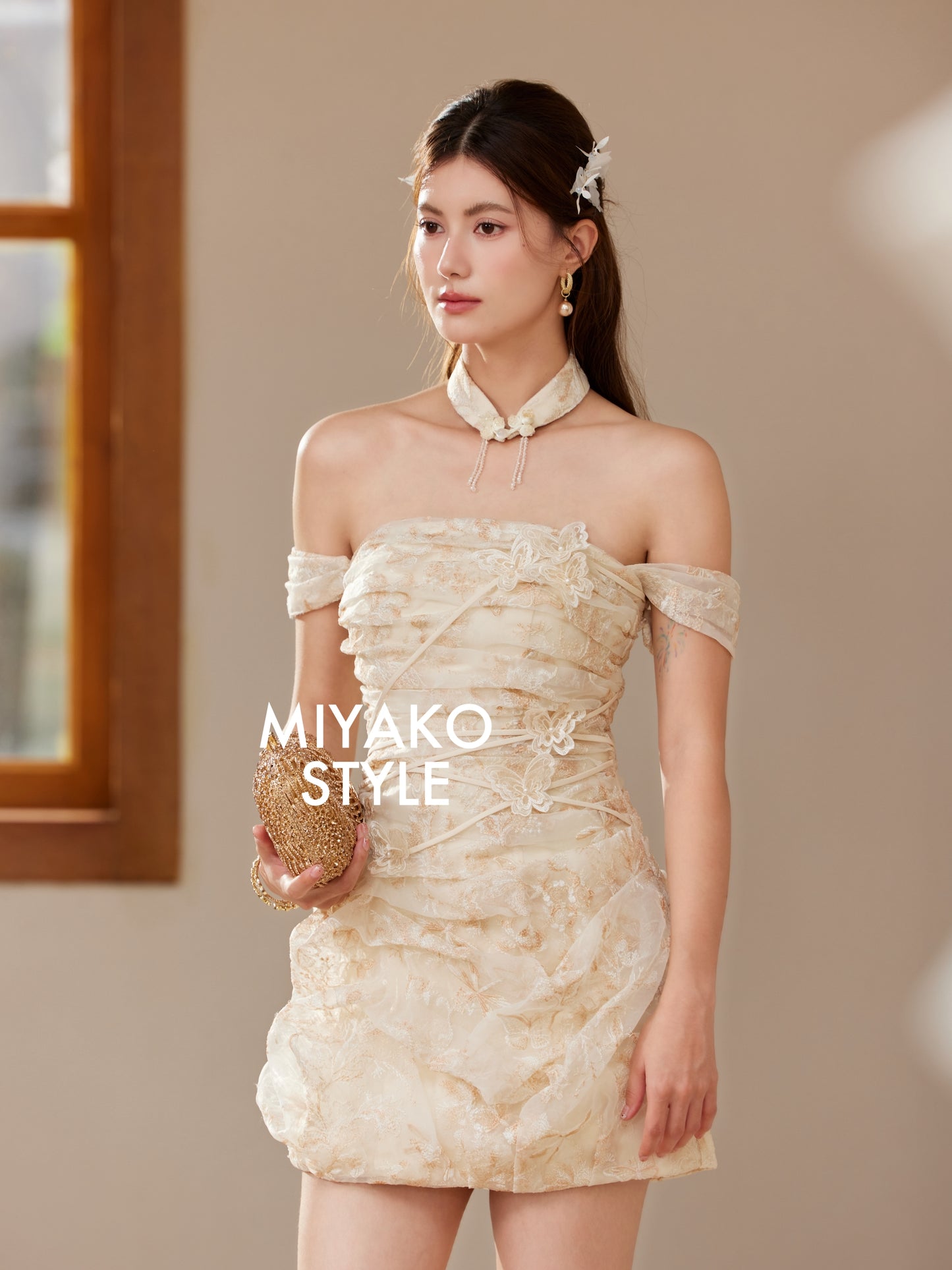 【唯一】Only One Premium Embroidered 8in1 Padded Dress 女装连身裙