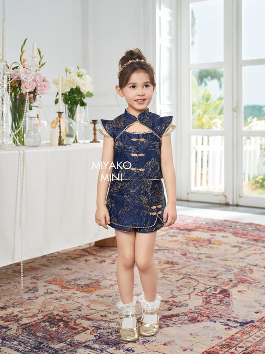 【人气小女团】Jenlisa Premium Cheongsam Girl Top in Golden Navy 深蓝色小女孩上衣