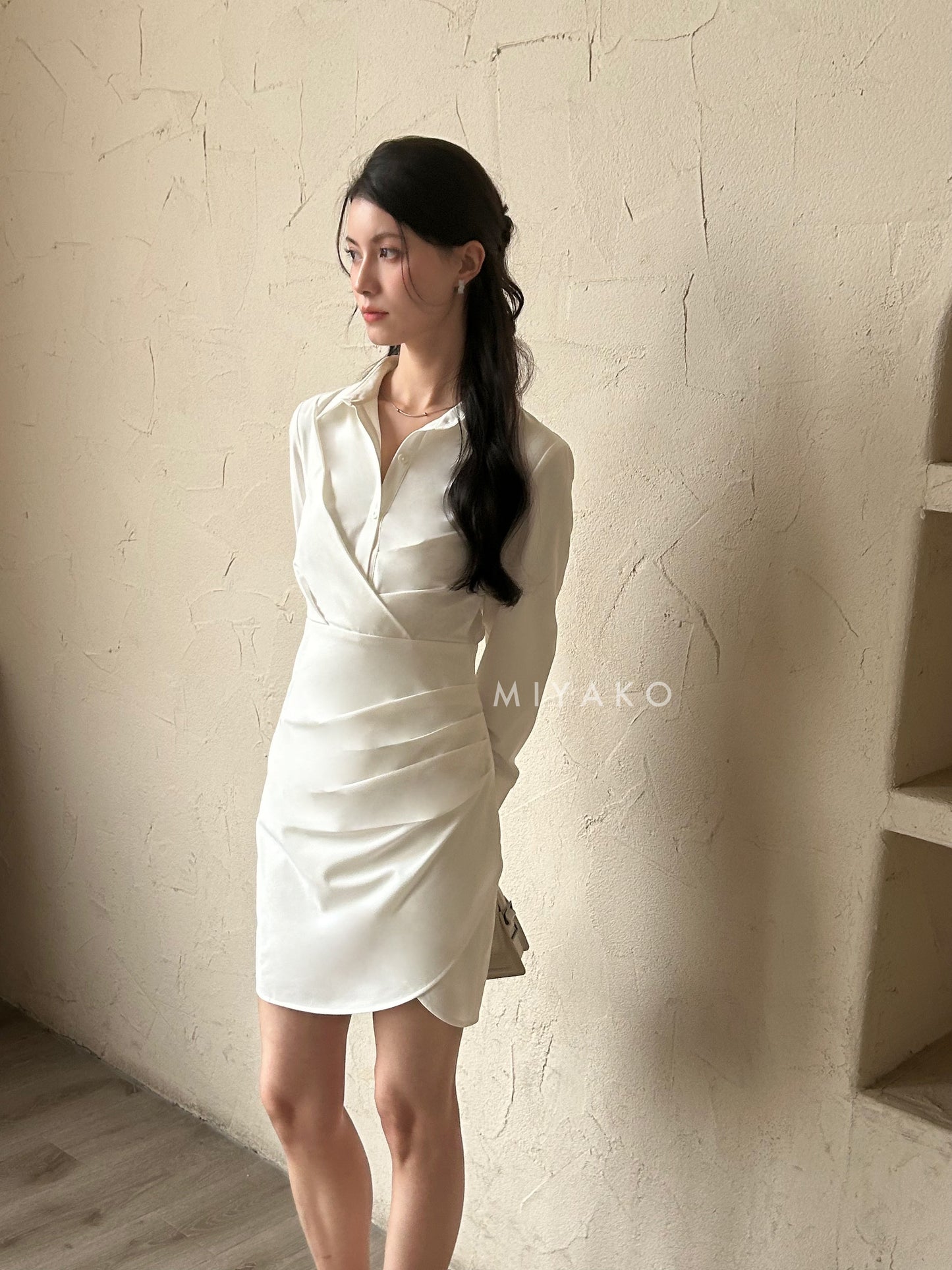 (DEFECT) Jovene Collar Long Sleeve Dress