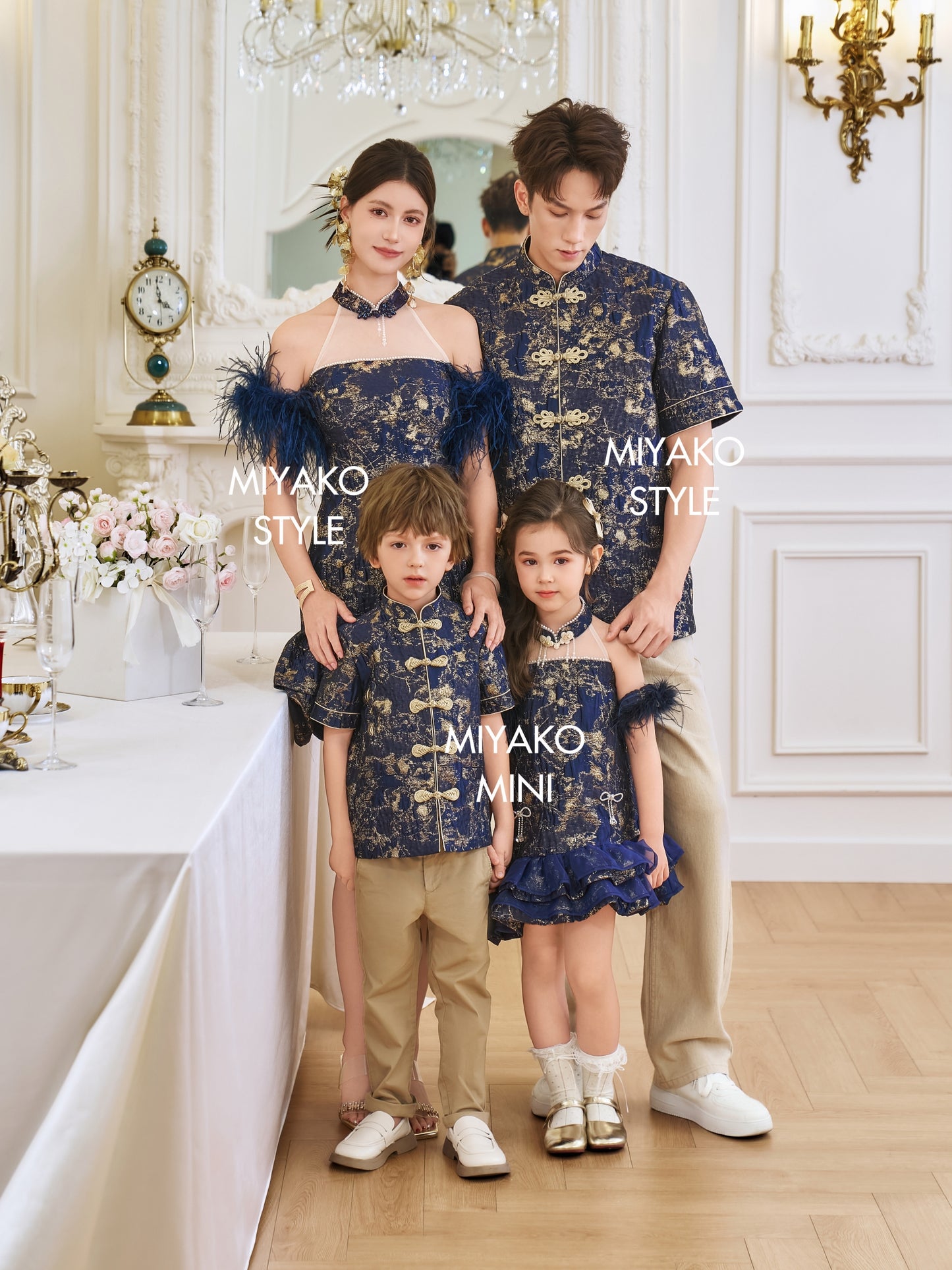 【星辰闪耀】Starlight Padded & Detachable Fur Sleeve Modern Cheongsam Dress in Golden Navy 女装连身裙