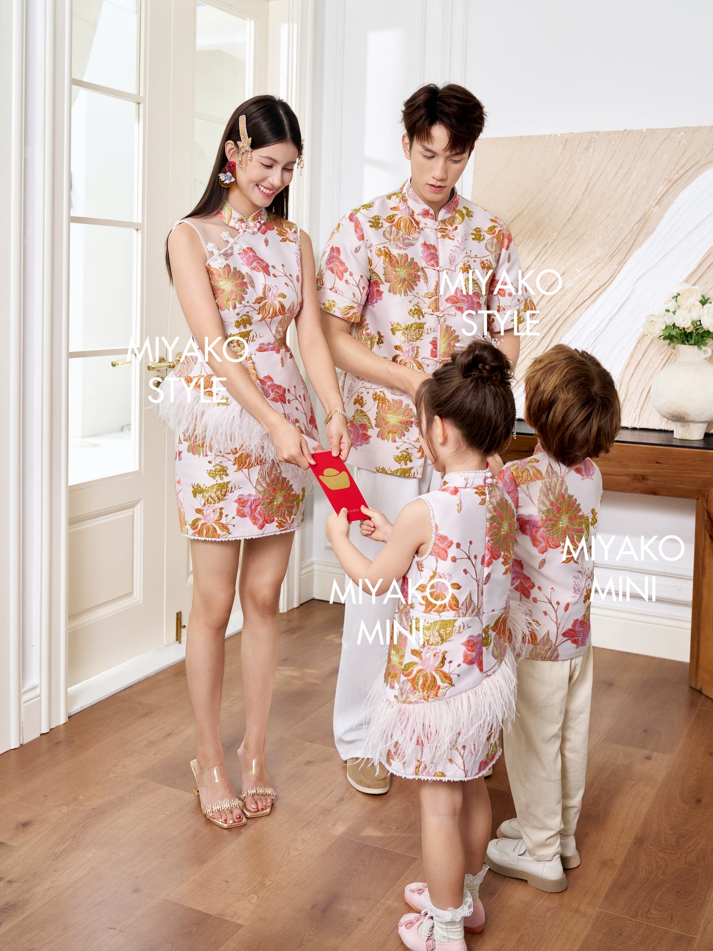 【名门望族】Noble Premium Fur Dress in Floral 百花齐放女装连身裙