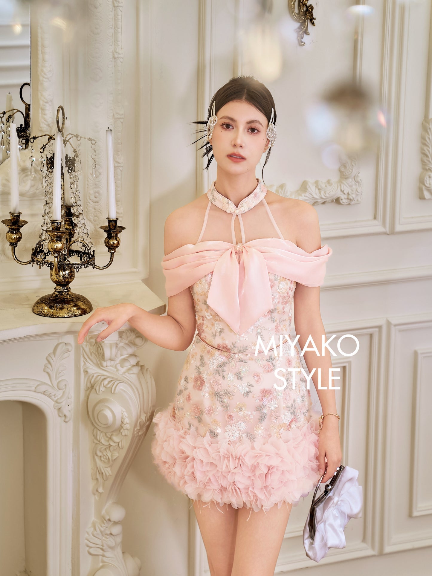 【春暖花开】Aurora Mini Skirt With Flower in Pink 女款粉色半身裙